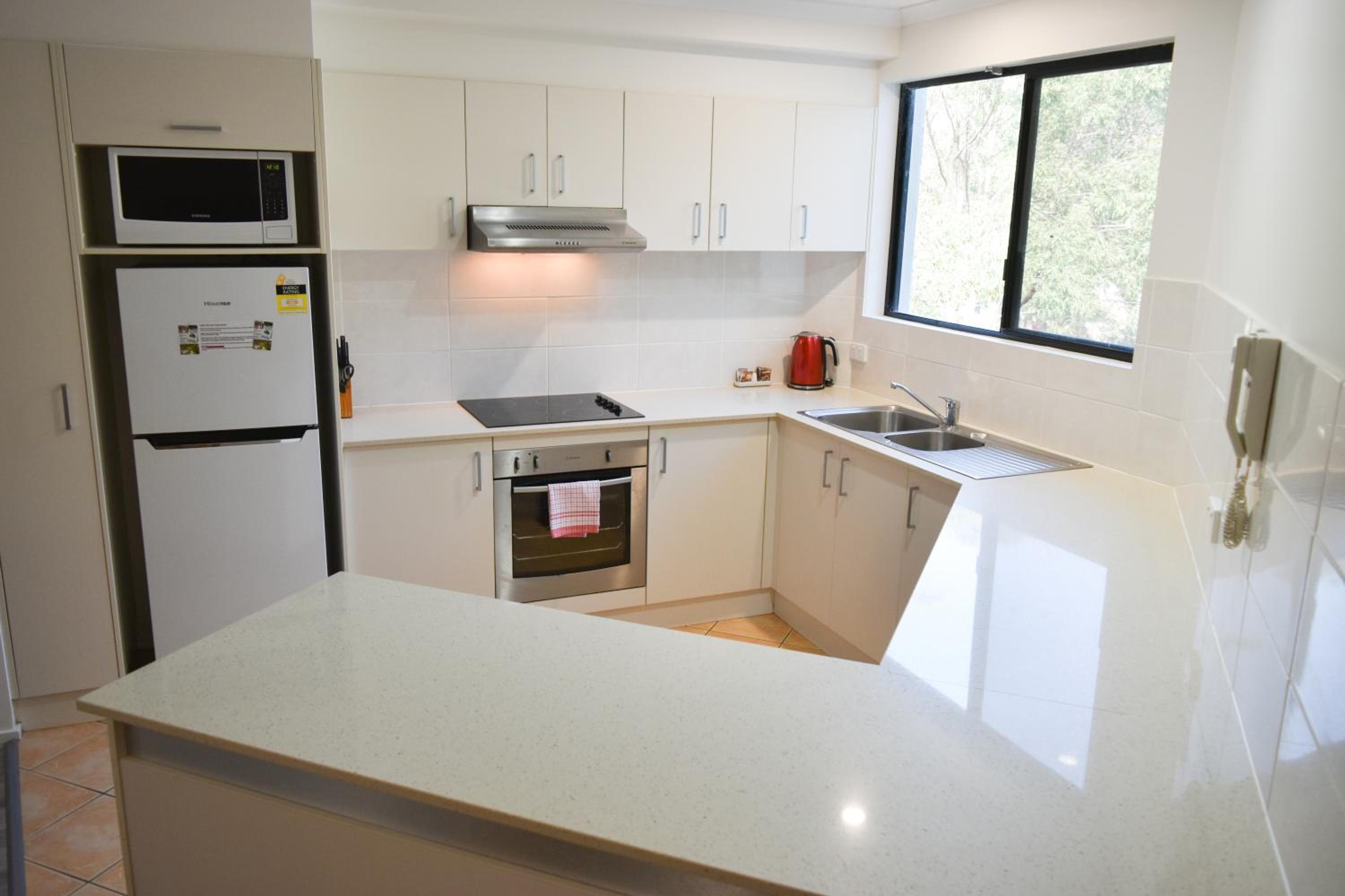 Three-Bedroom Apartment with Spa Bath photo 2