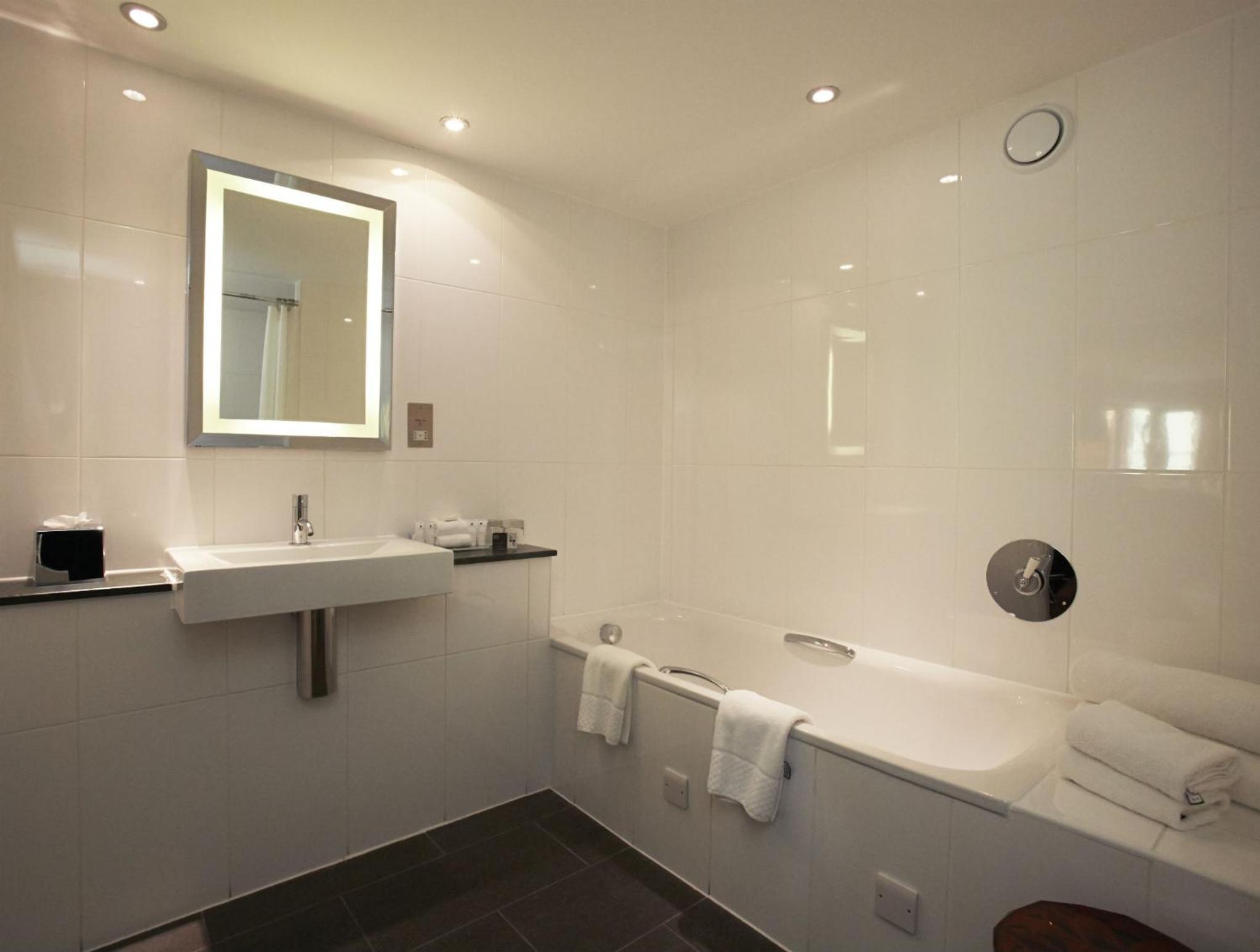 Salthouse Double Room photo 3