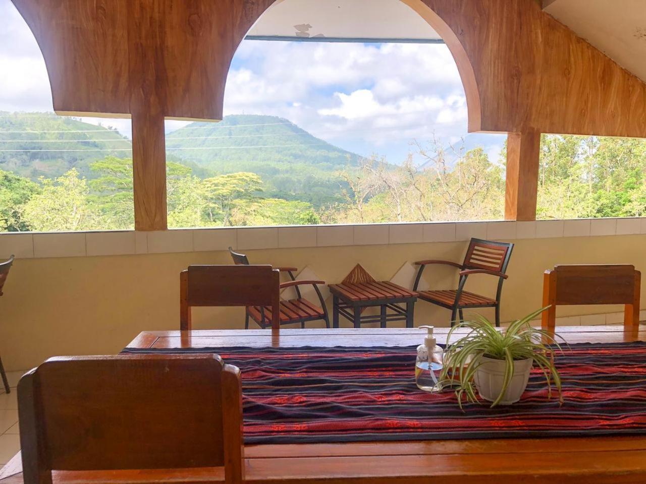 Double Room with Mountain View - Photo 5