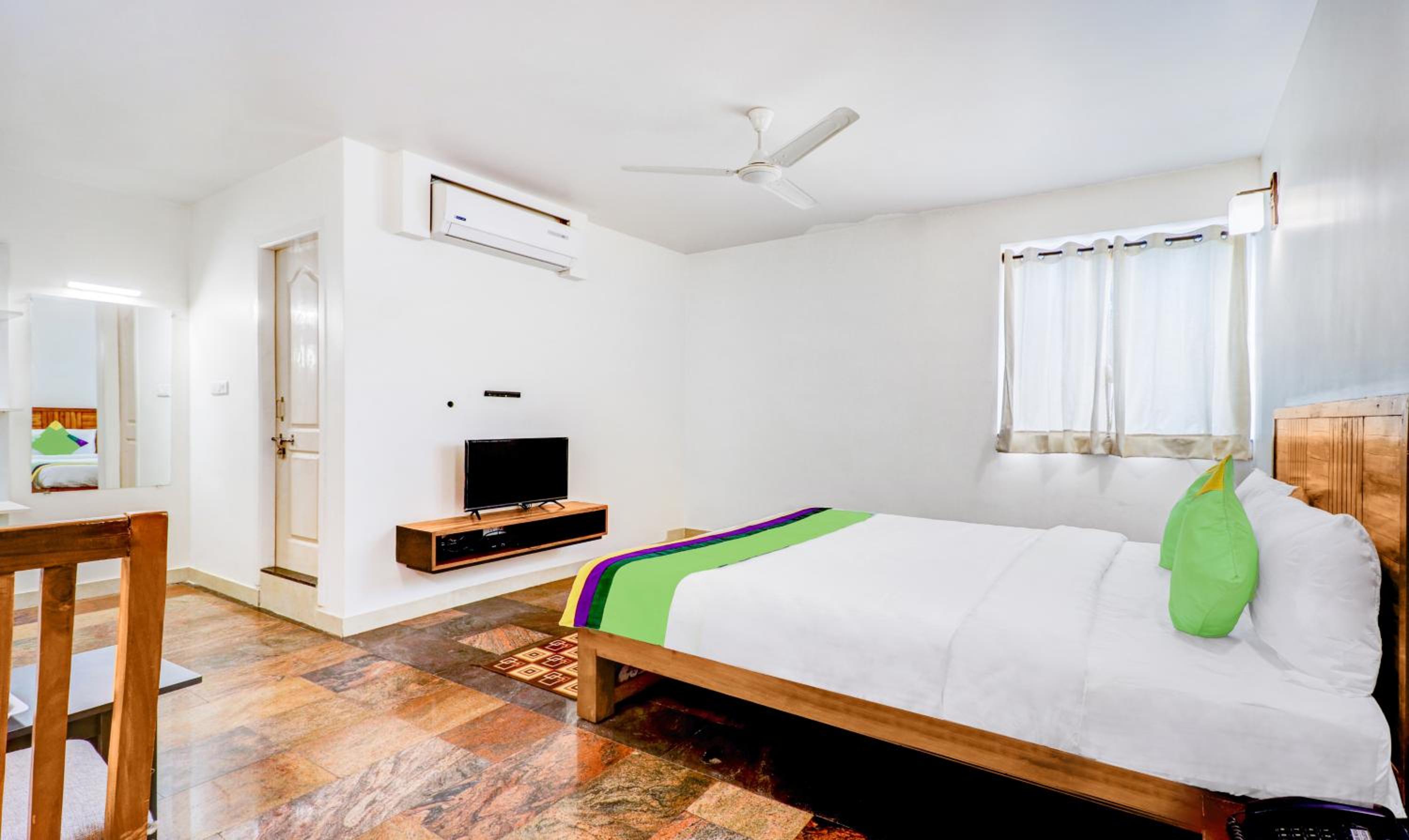 Standard Room - Photo 7
