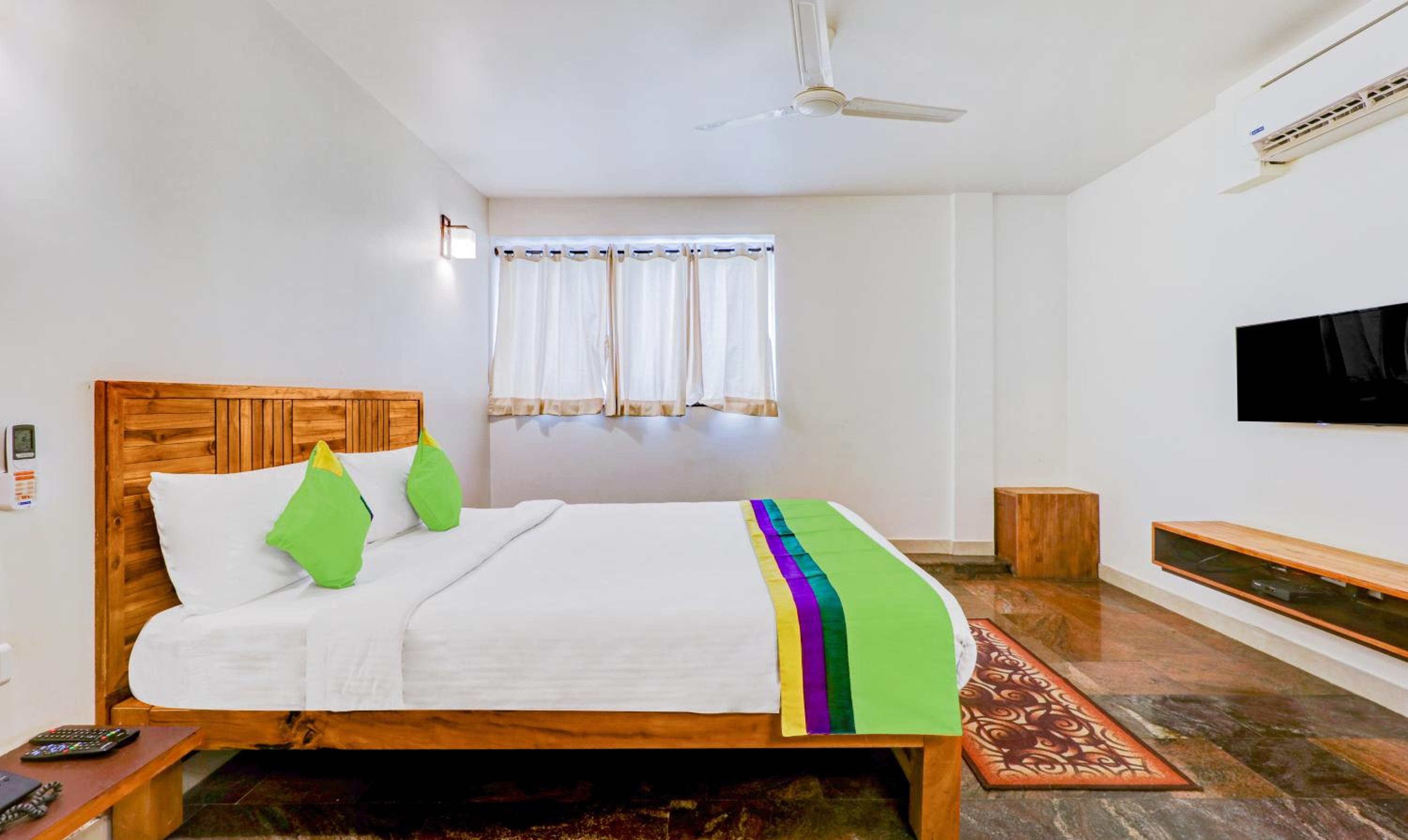Standard Room - Photo 9