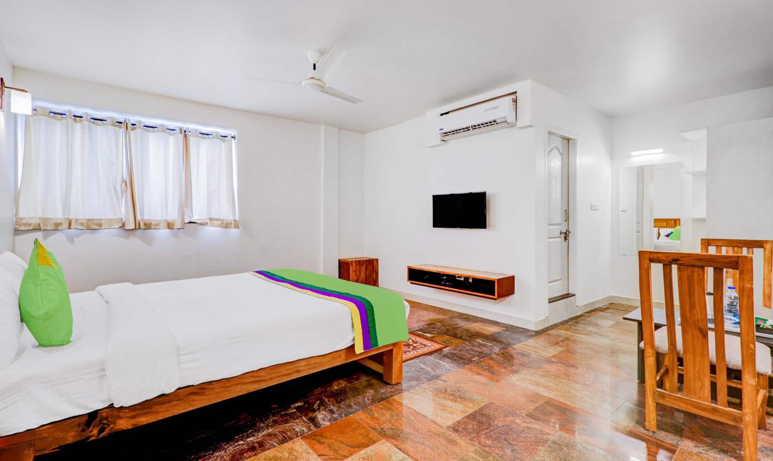 Standard Room - Photo 10