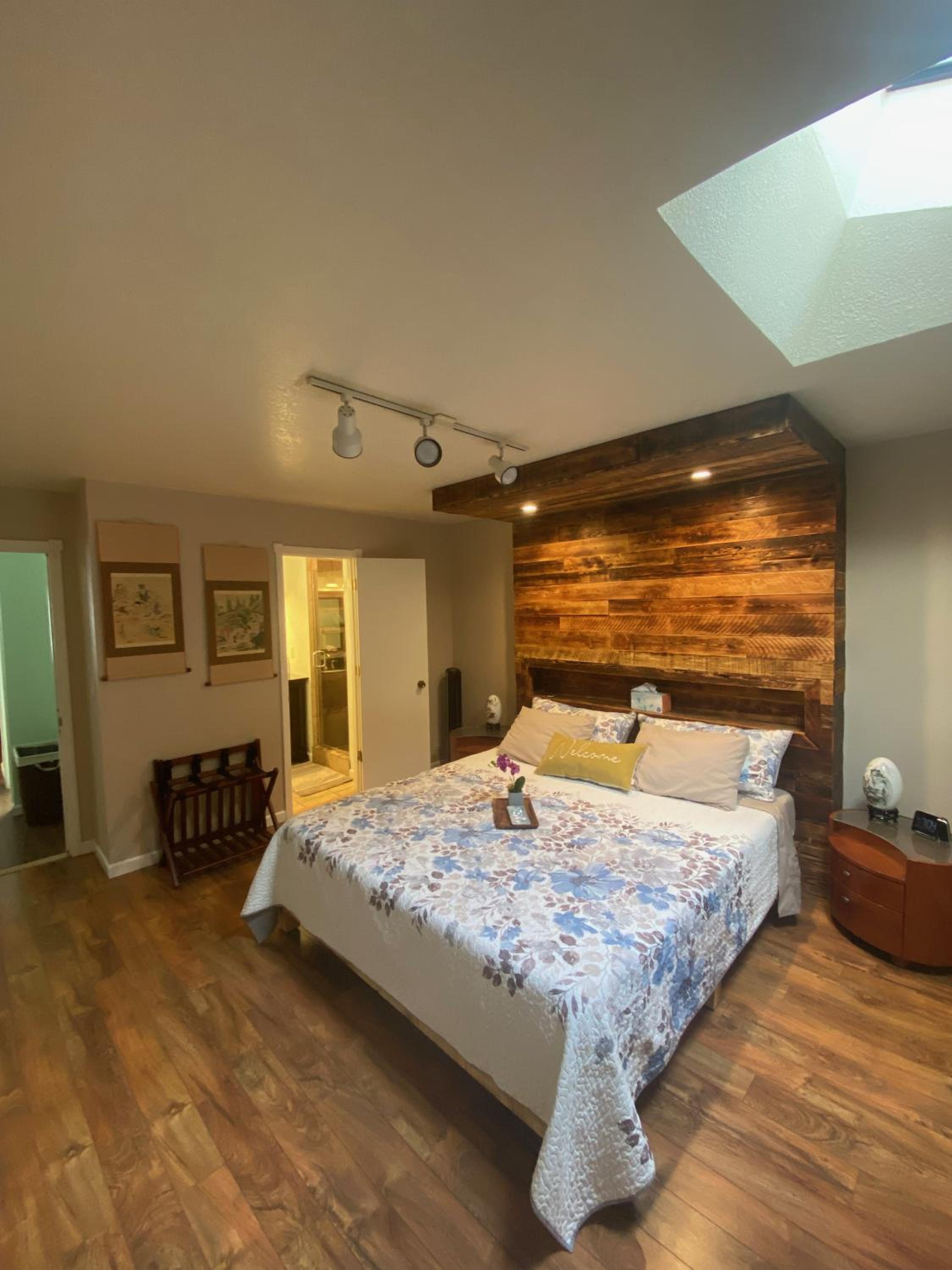 Two-Bedroom Apartment photo 2