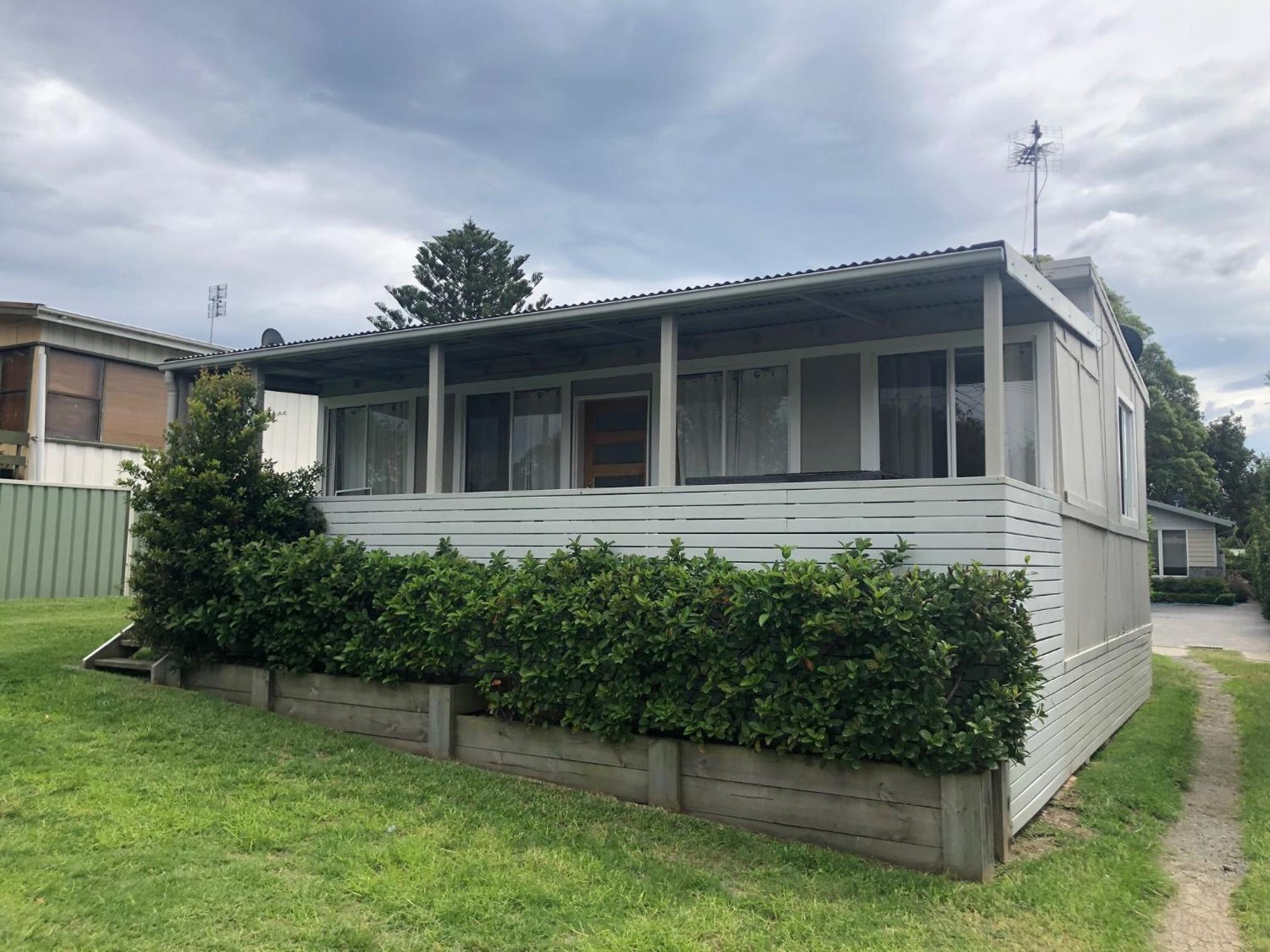 Two-Bedroom House photo 3