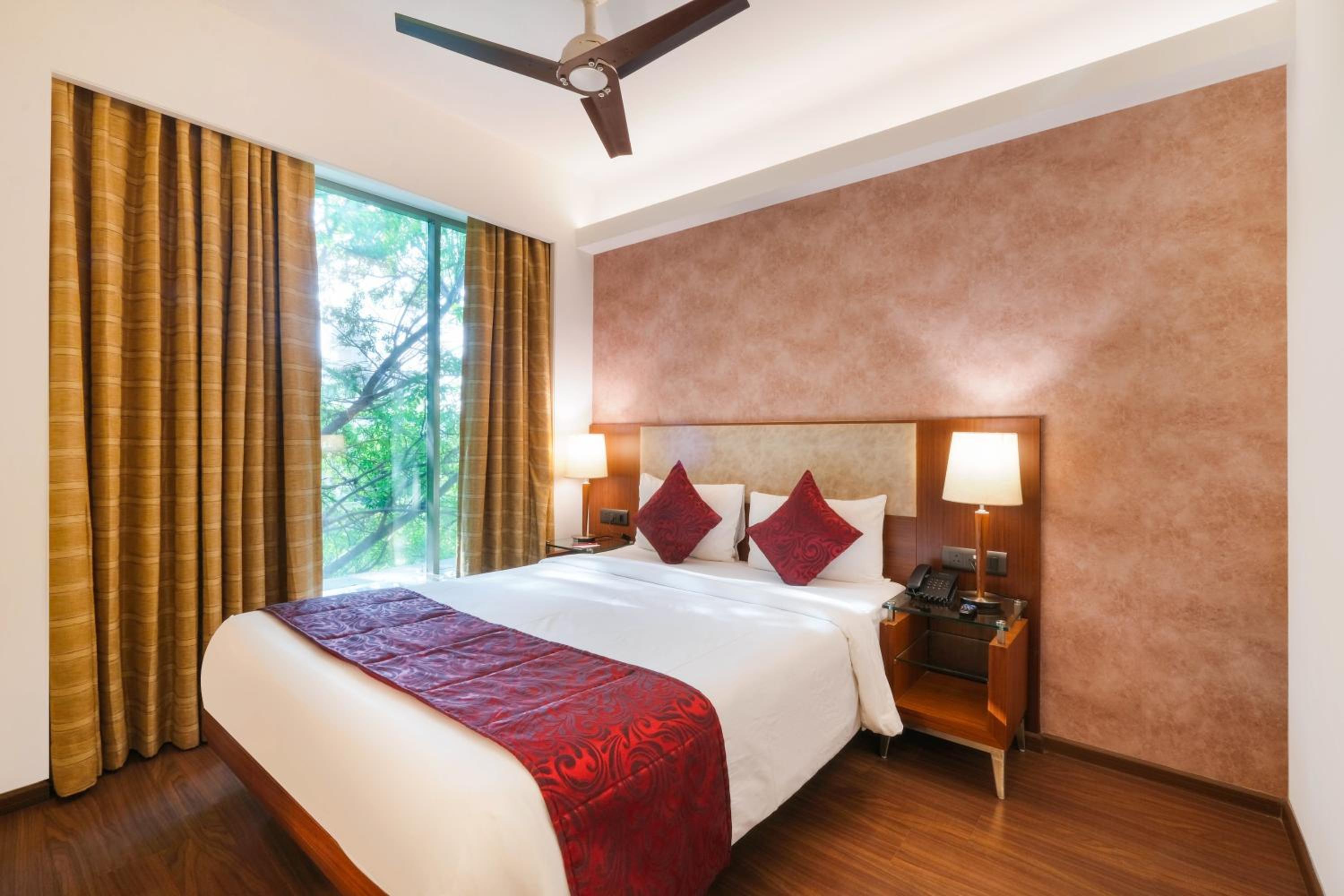 Standard Double or Twin Room - Photo 1