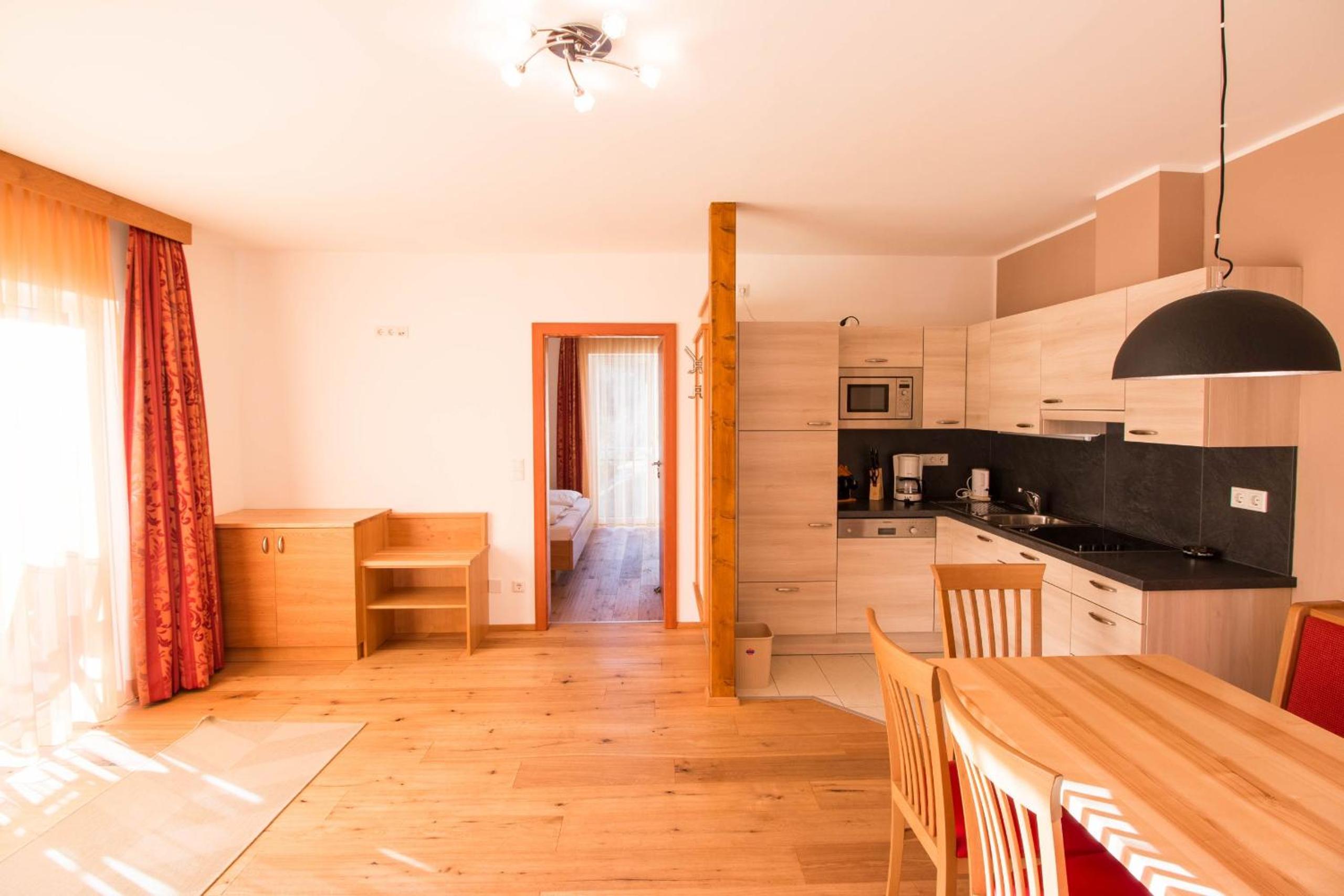 Apartment with Mountain View photo 1
