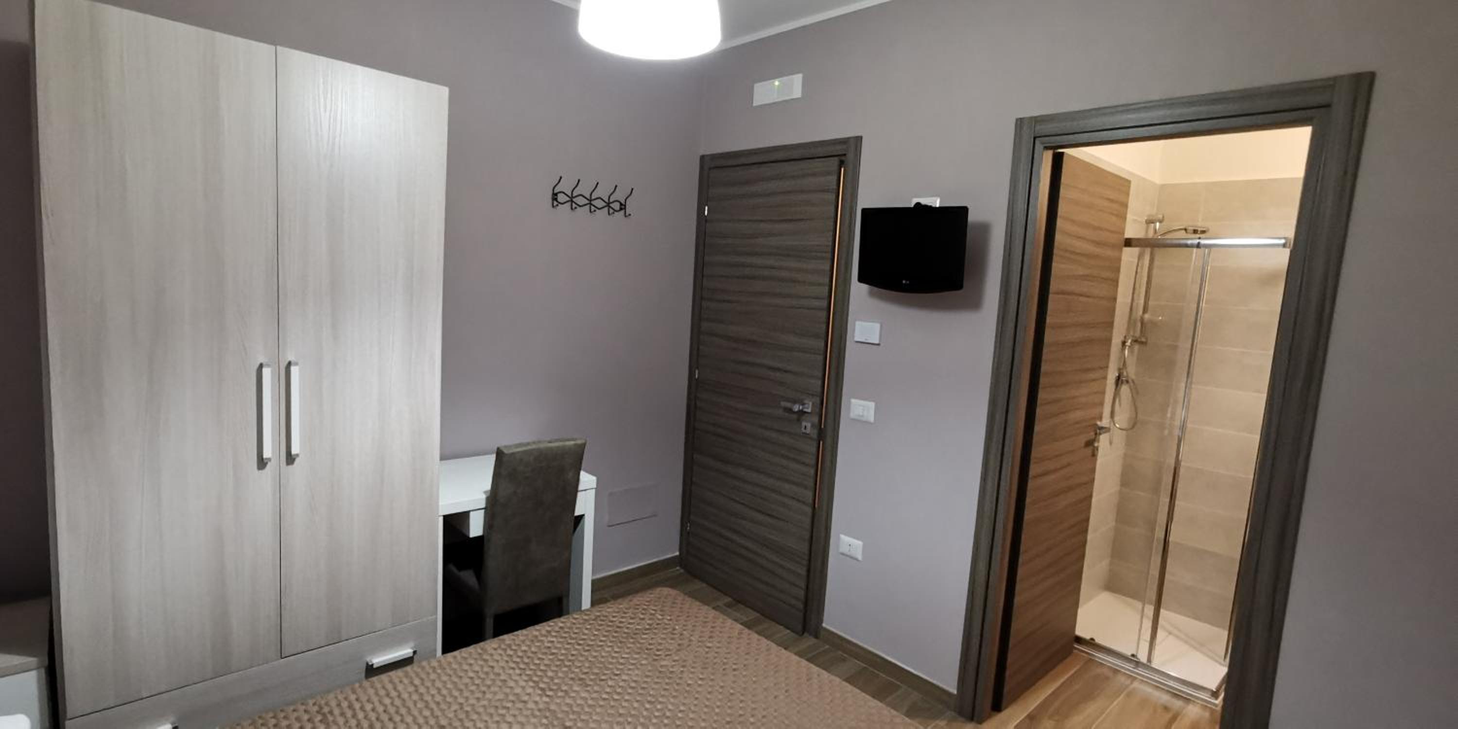Double Room with Private Bathroom photo 1
