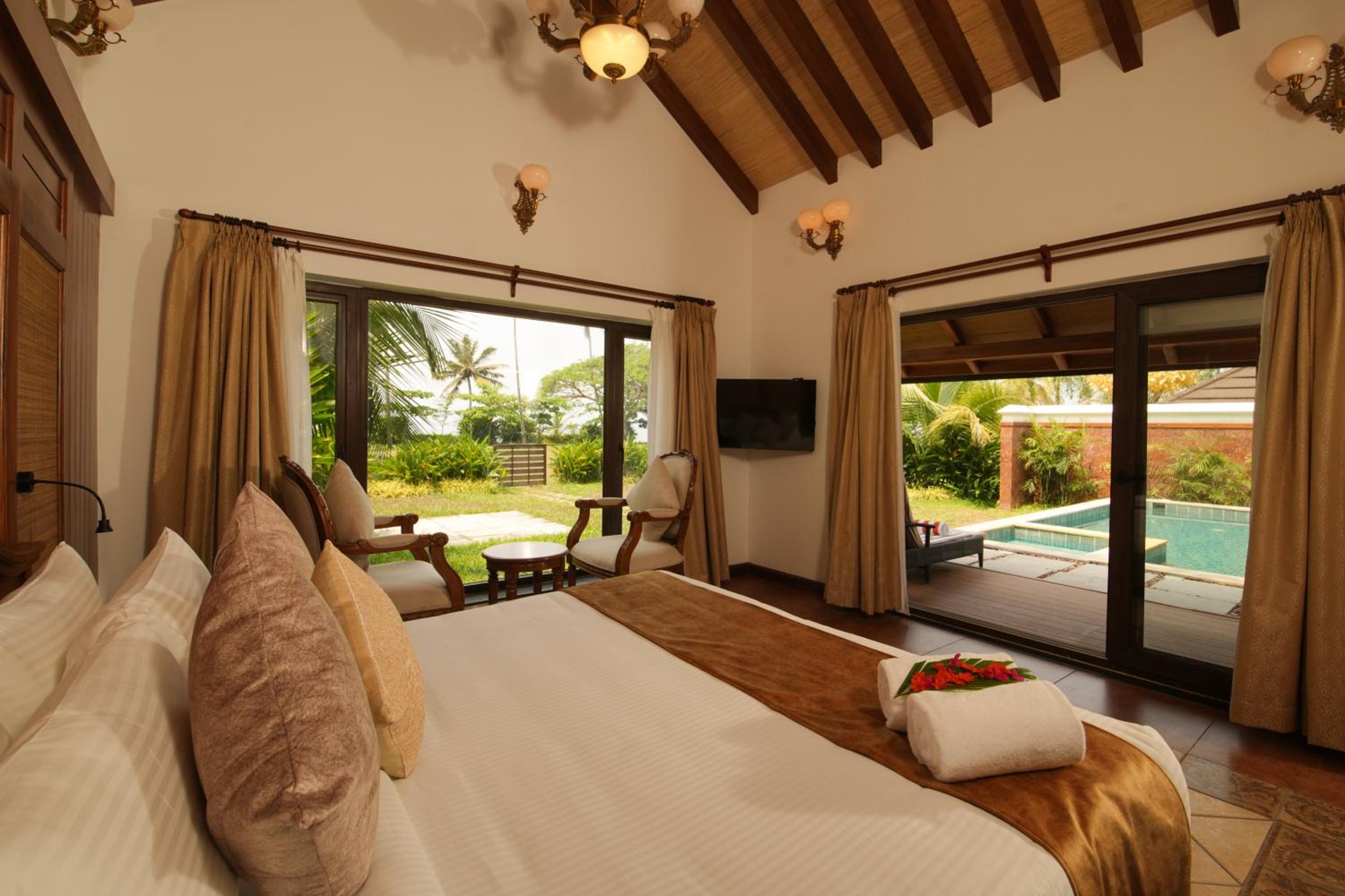 Junior Suite with Private Pool
