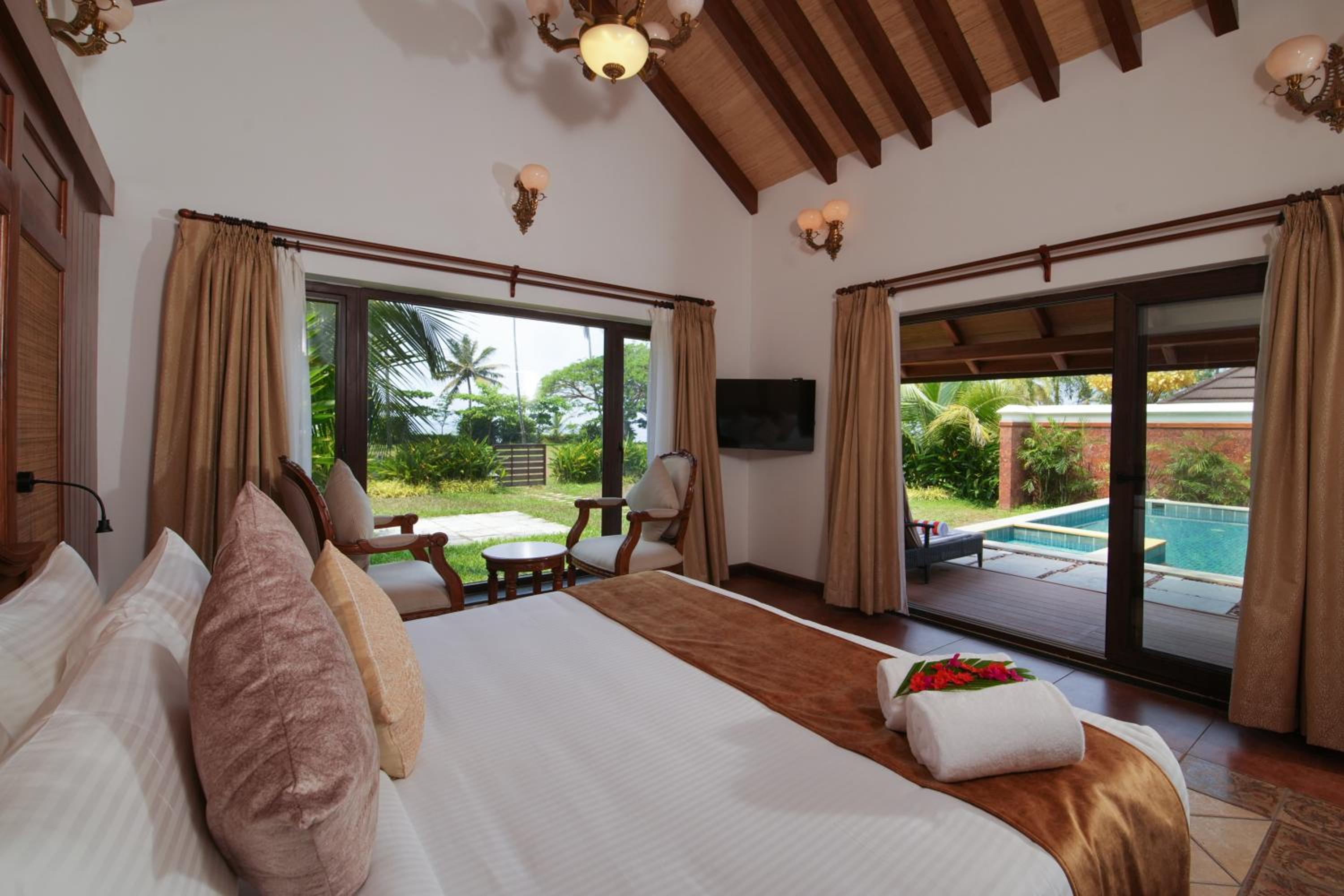 Junior Suite with Private Pool