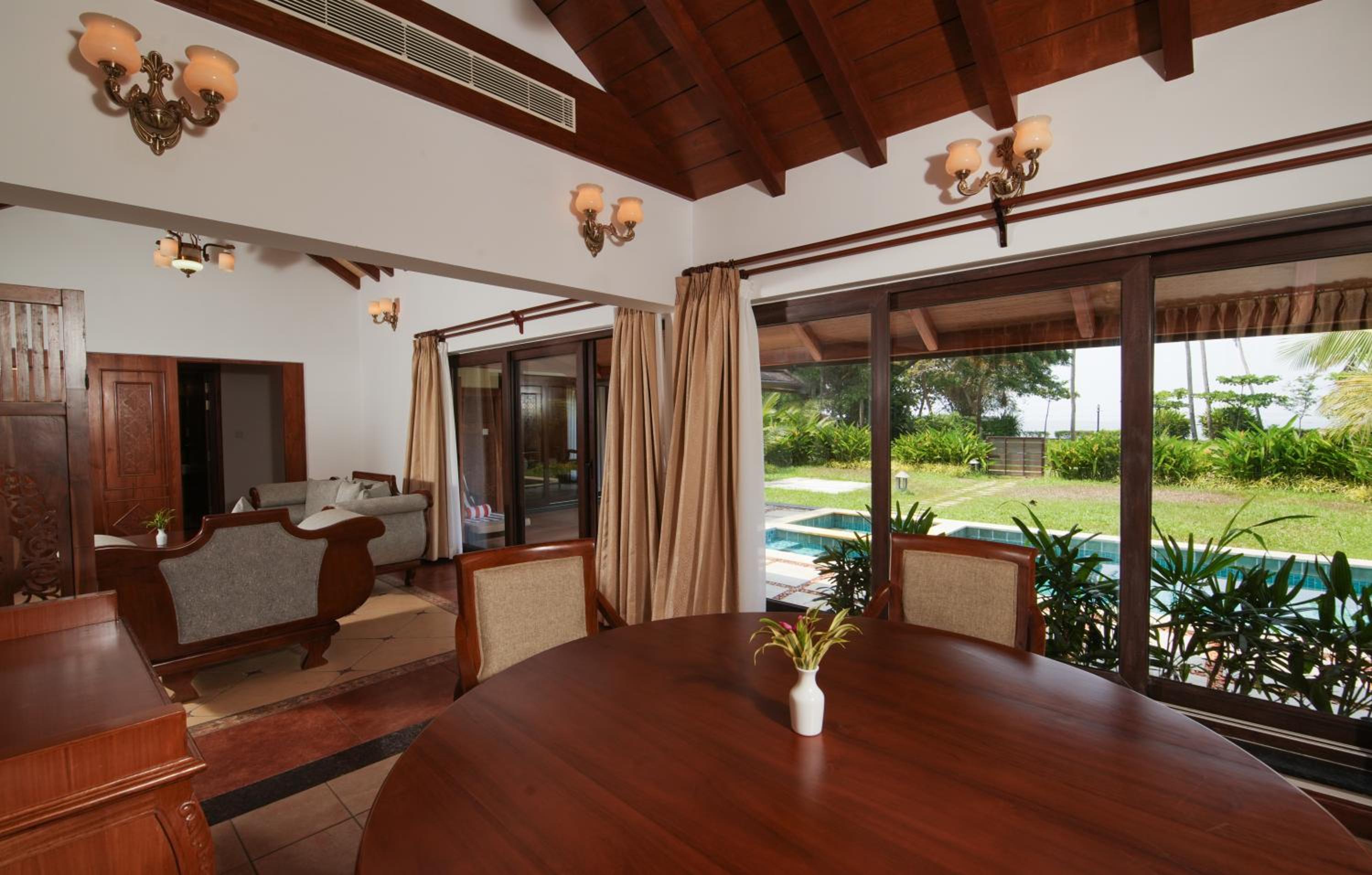 Junior Suite with Private Pool Junior Suite with Private Pool
