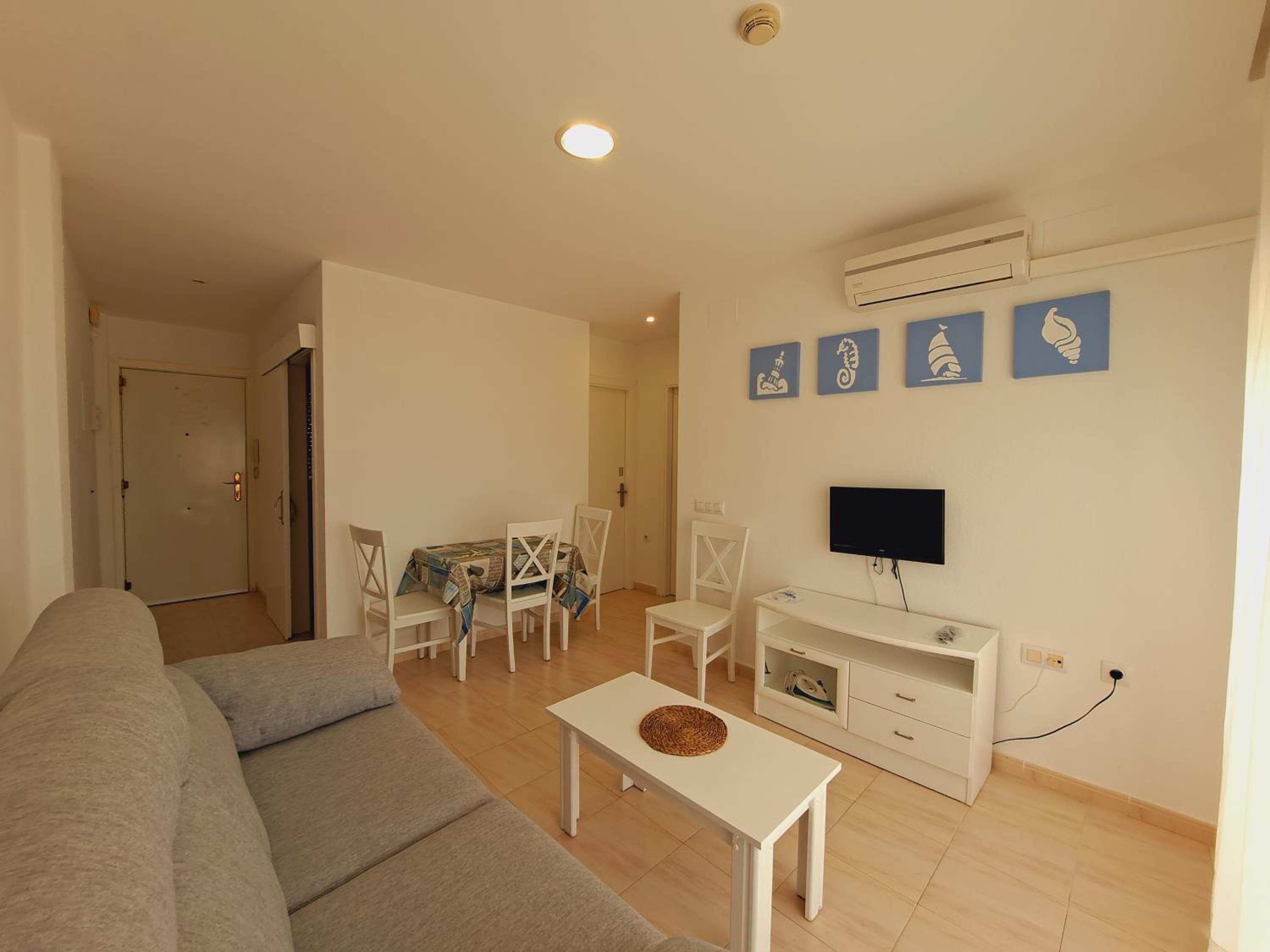 Apartamento con vista al mar