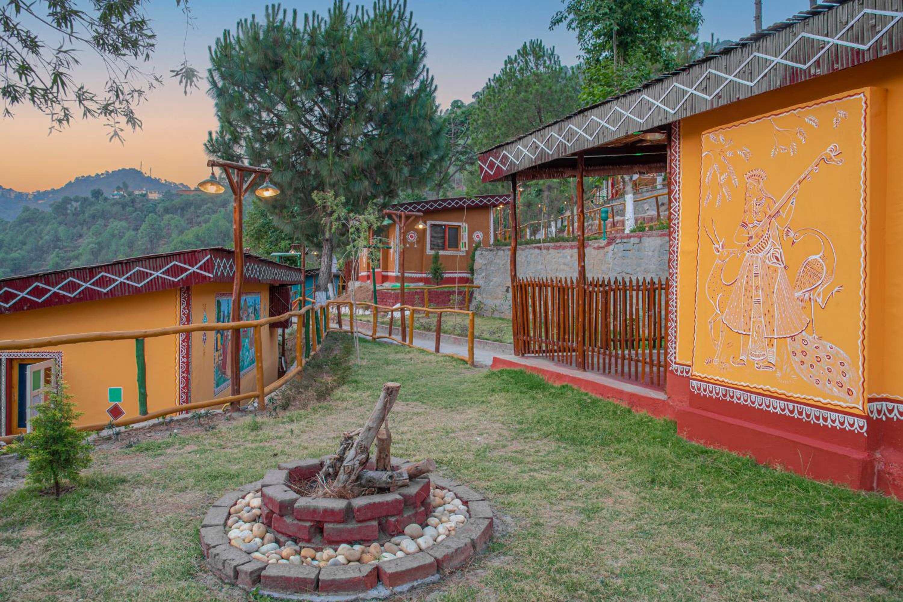 Double Room with Mountain View - Photo 5