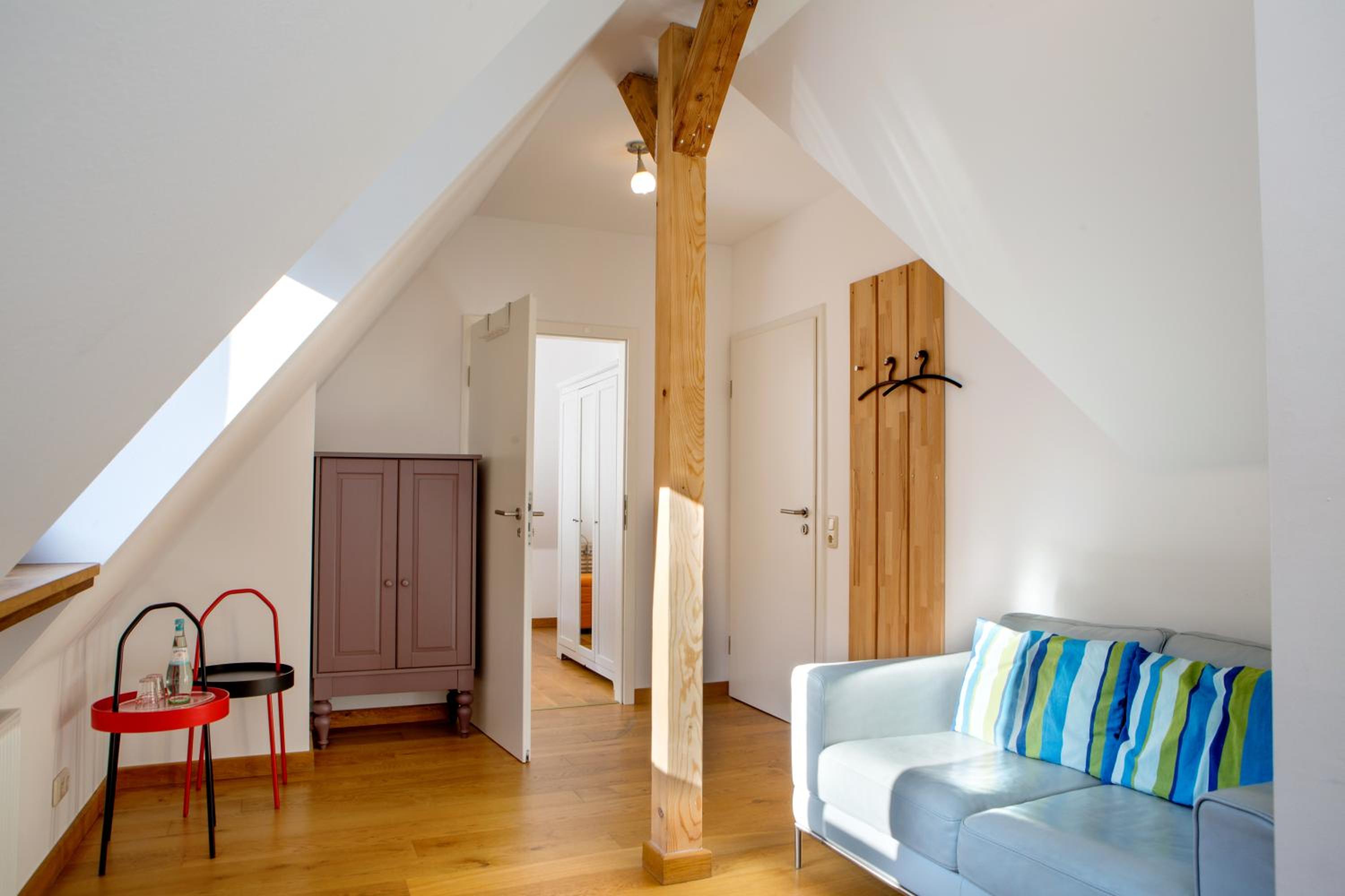 Family Room (2 Adults + 2 Children) photo 2