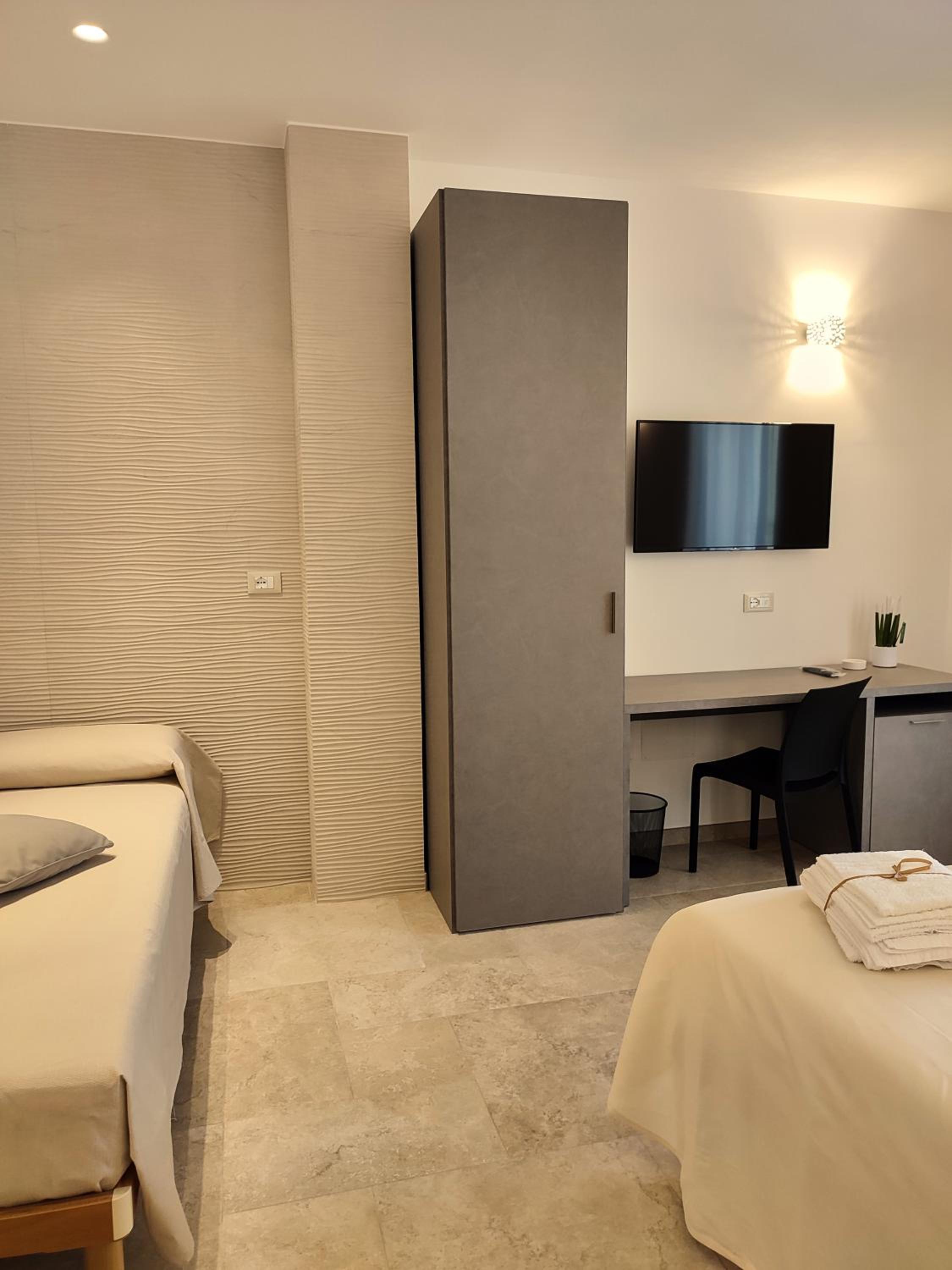 Comfort Triple Room photo 3