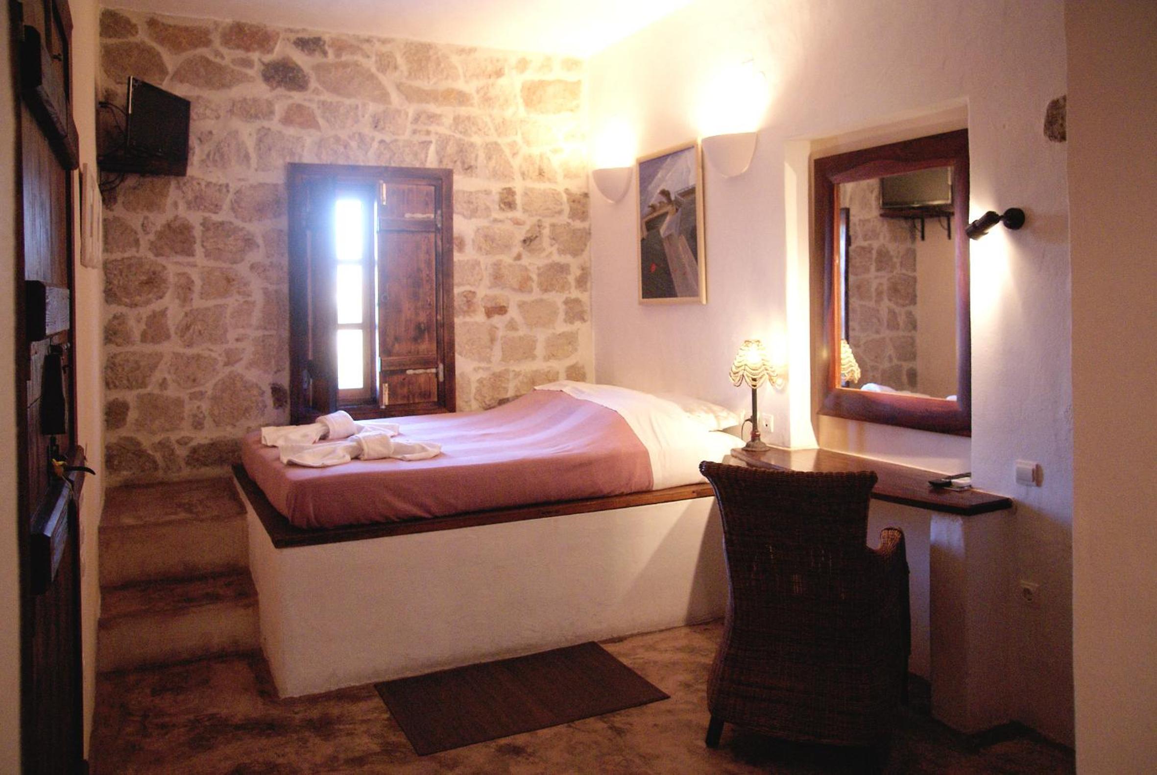 Studio with Sea View (2 Adults)