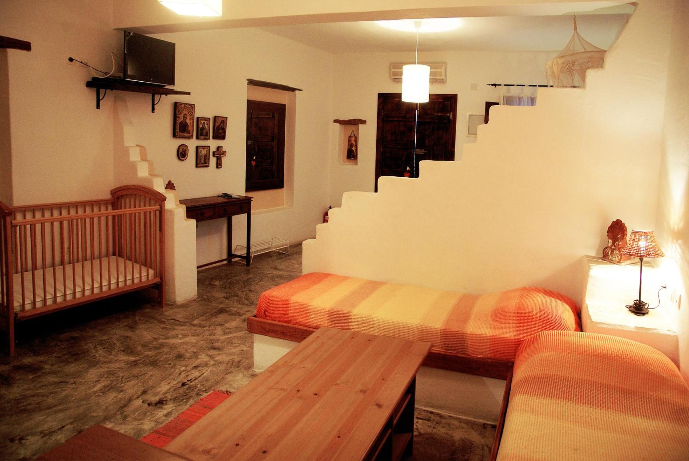 Studio with Sea View (4 Adults)