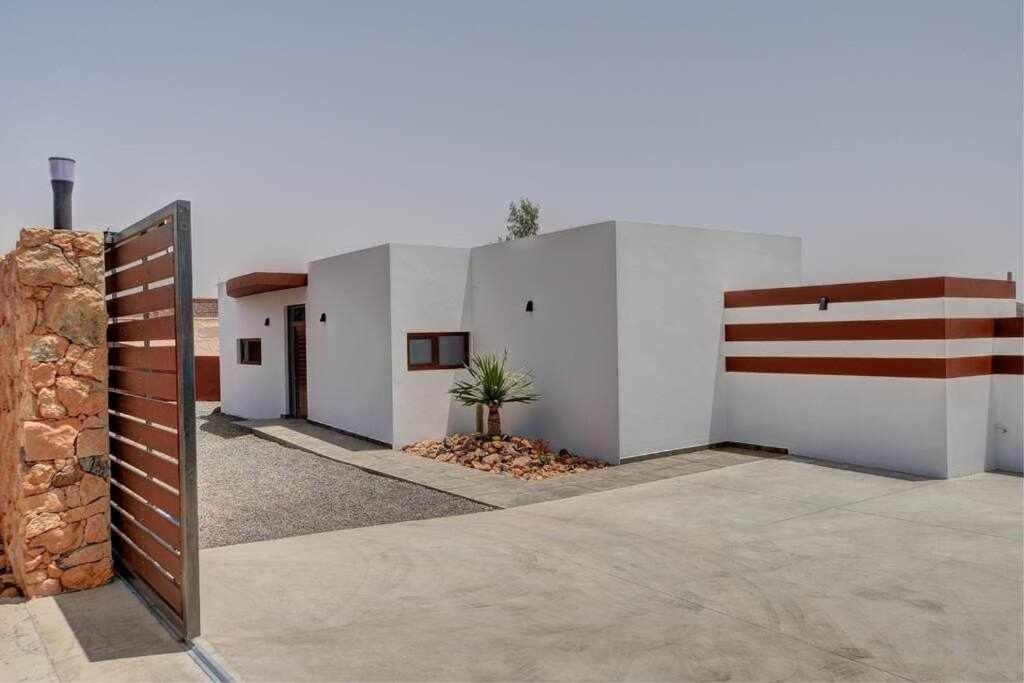 Villa with Private Pool photo 2