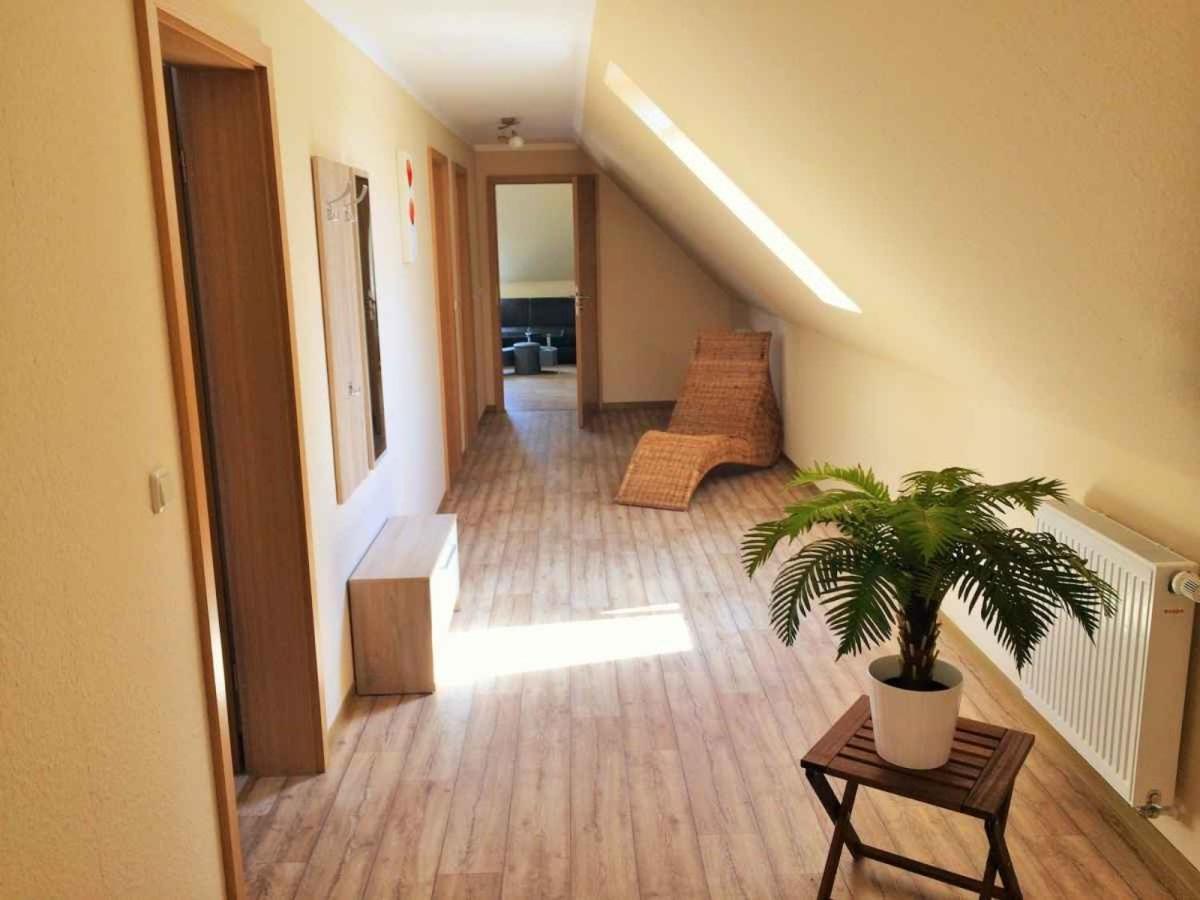 Apartment - Split Level photo 3