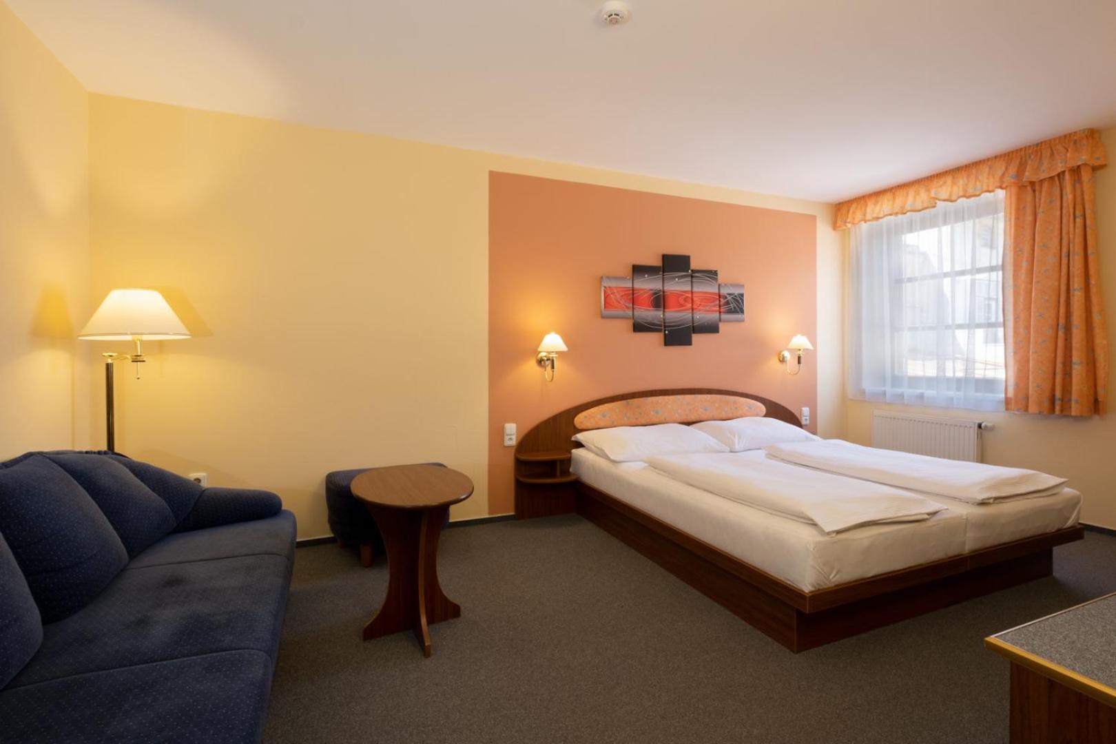 Standard Double Room - Photo 6