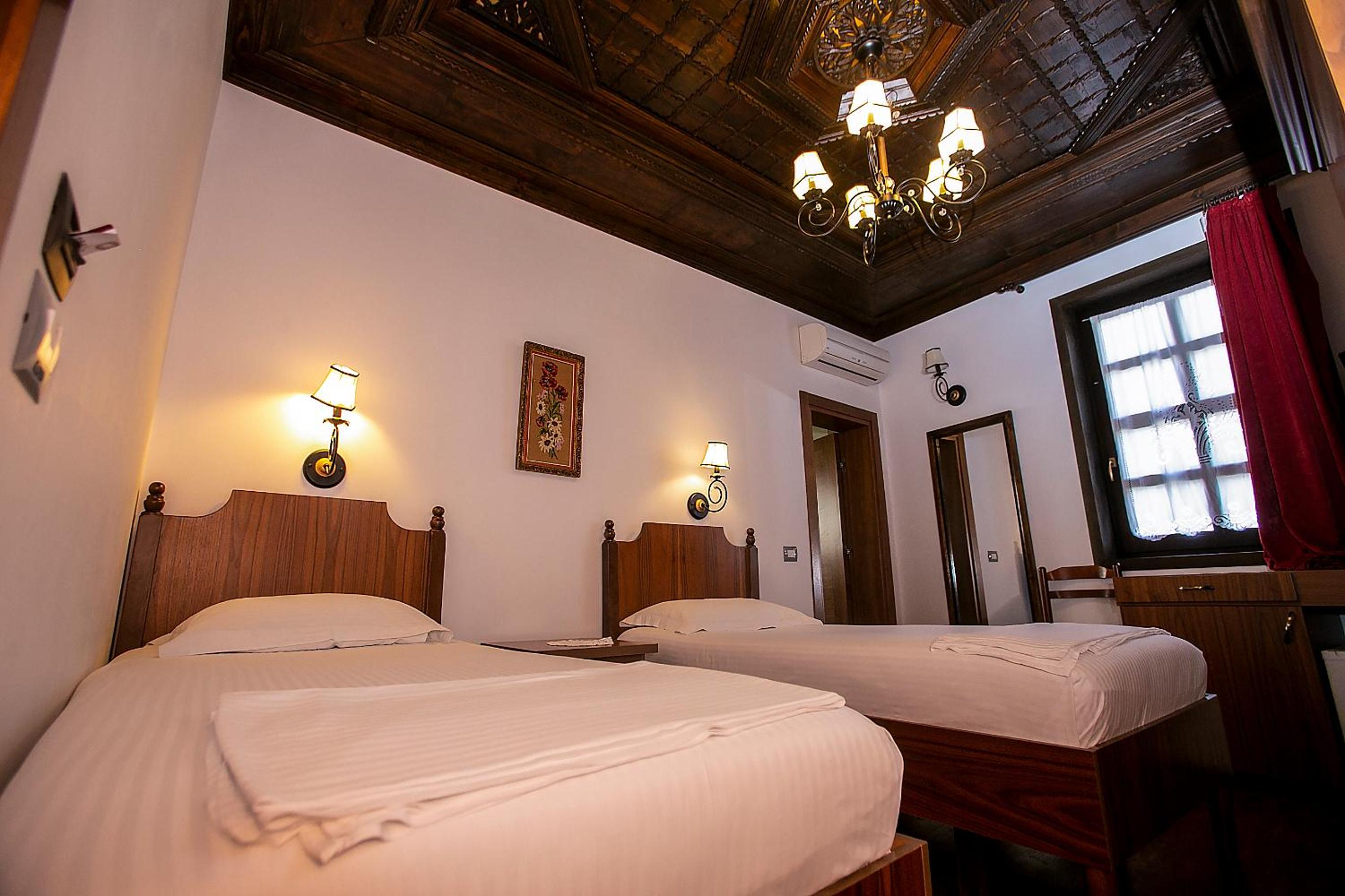 Twin Room with City View photo 3