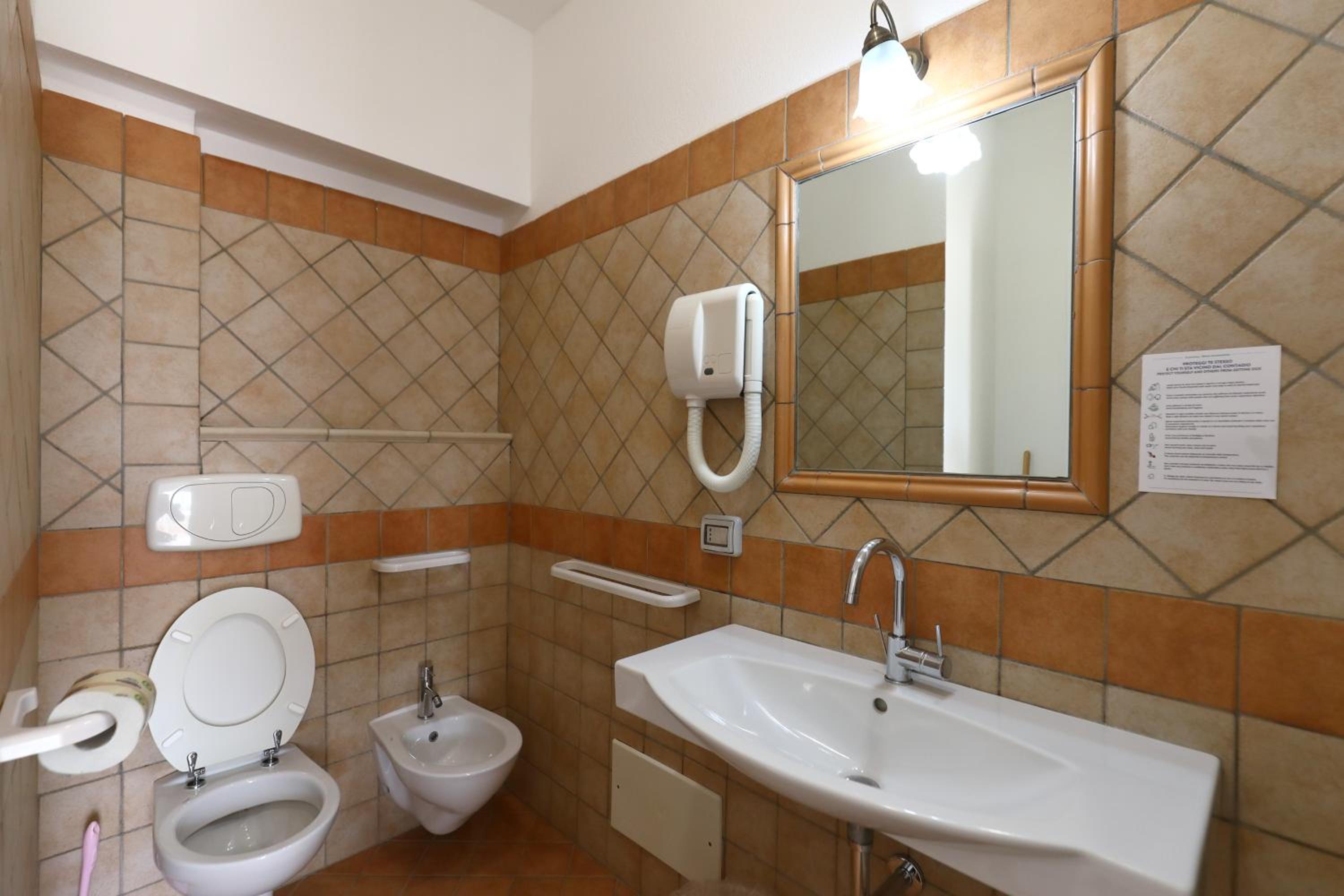 One-Bedroom Apartment (2 Adults), photo 7