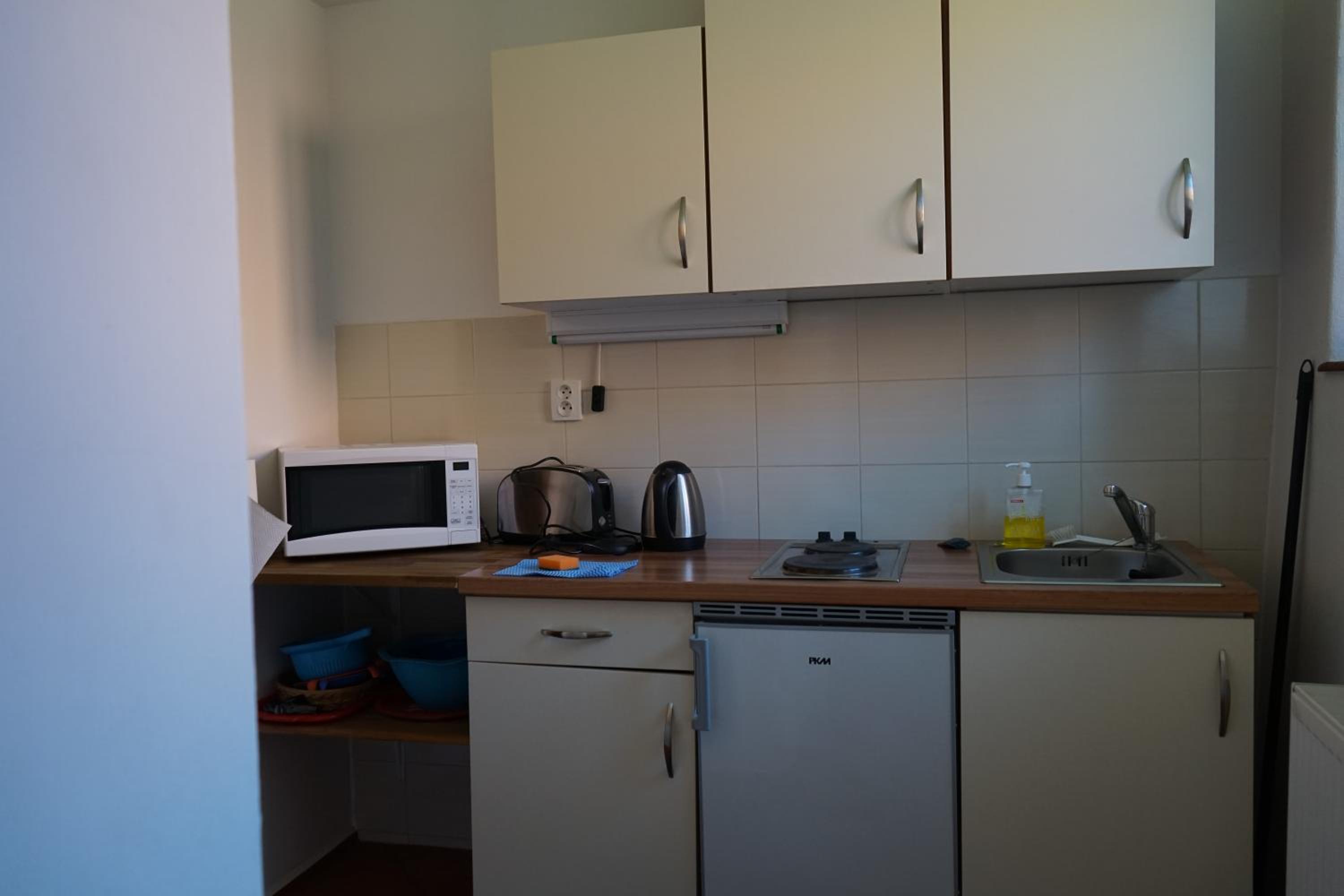 One-Bedroom Apartment photo 2