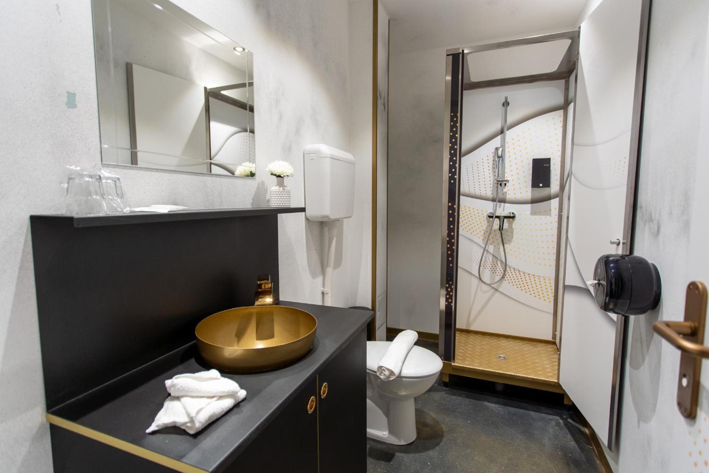Triple Room with City View - Photo 3