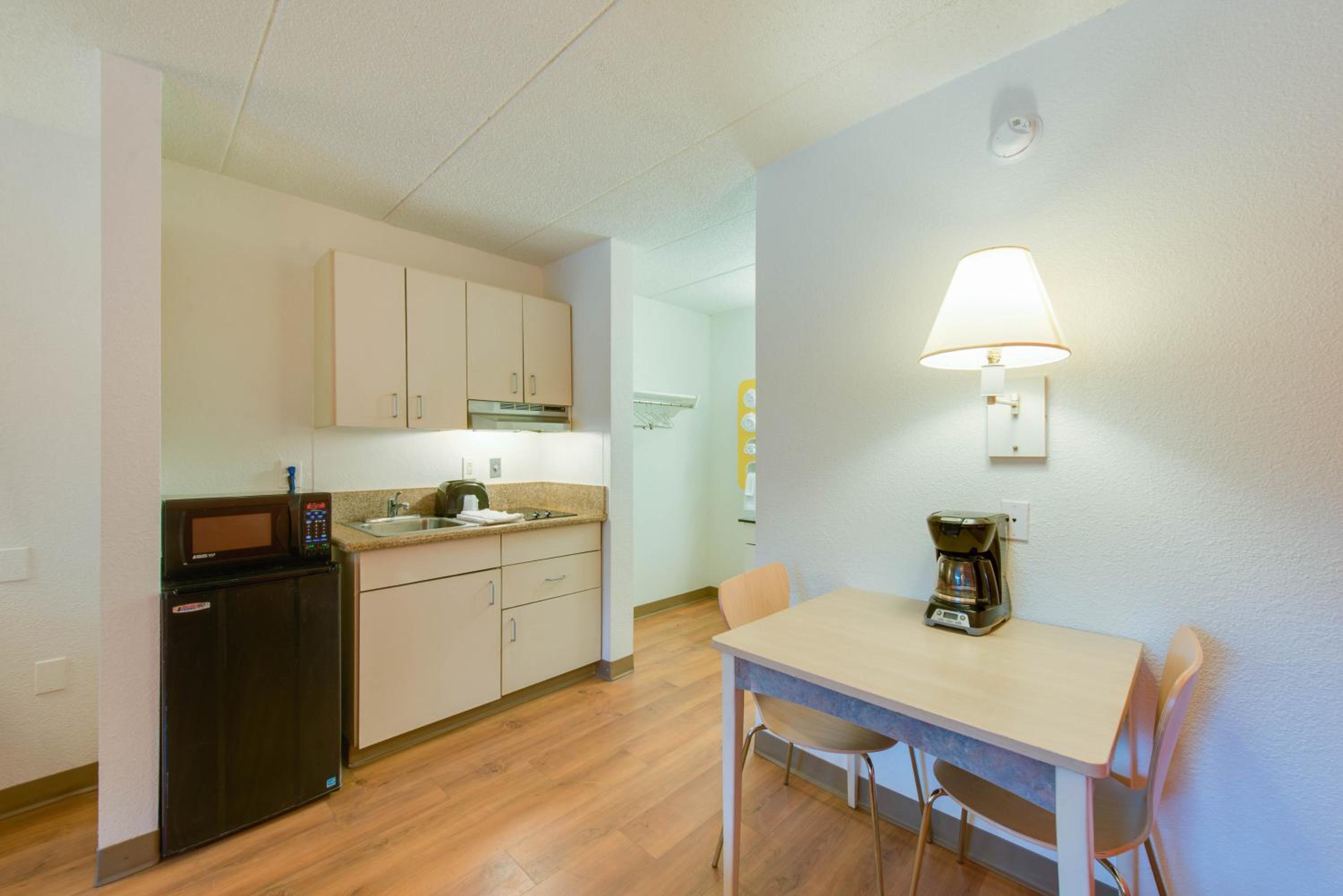 Double Room - Disability Access - Roll In Shower