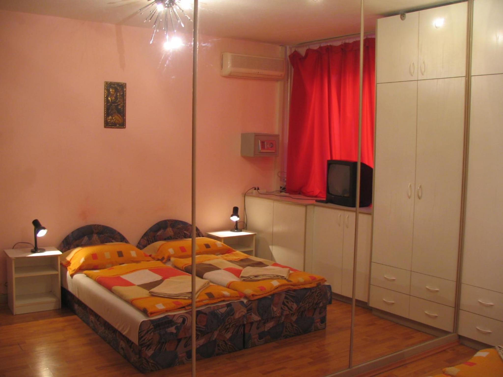 Apartment - Photo 8
