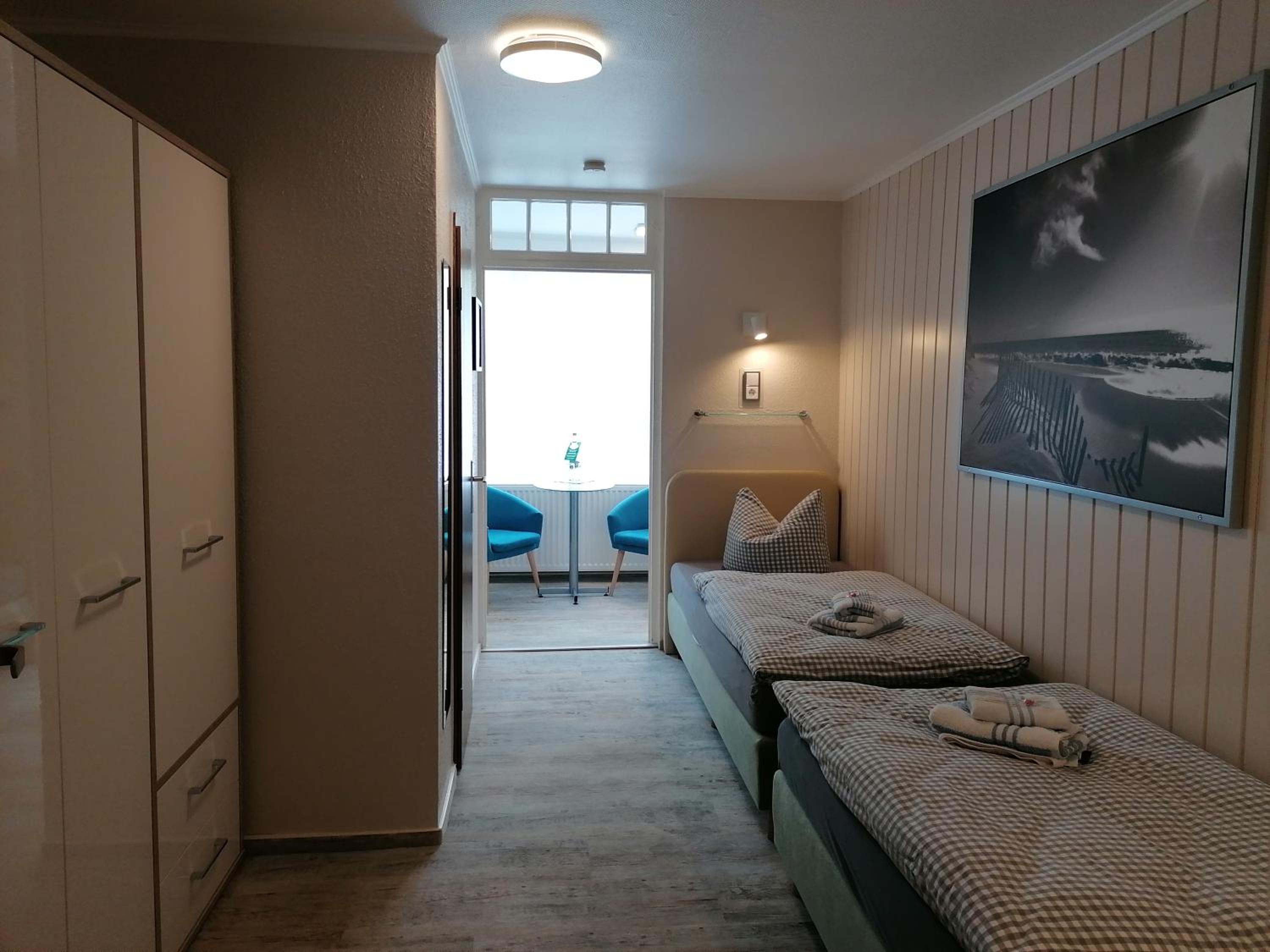 Economy Twin Room (No Dogs) photo 2