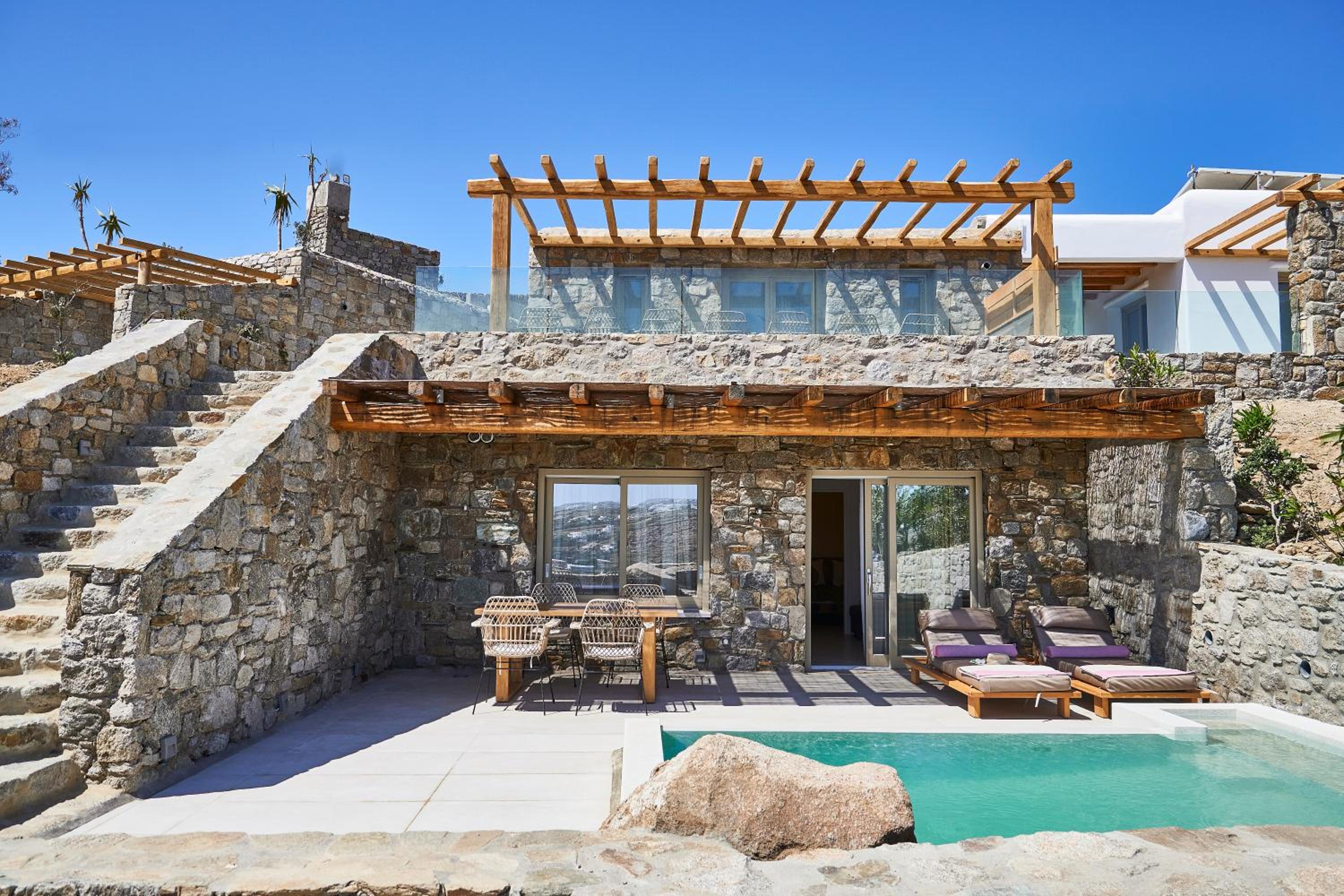 Villa with Private Pool - Photo 12