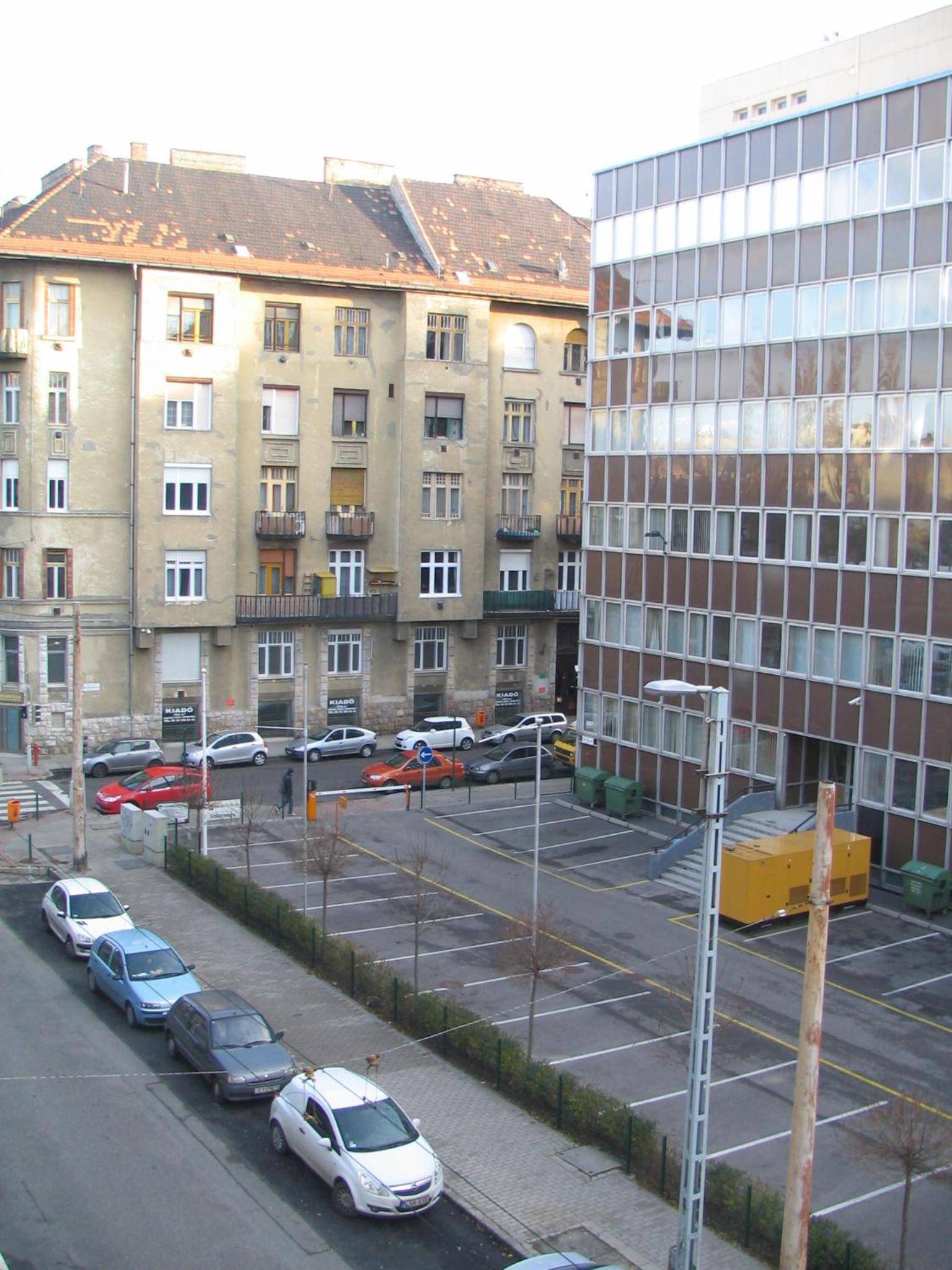 Apartment - Photo 34