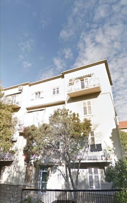 Apartment - Photo 25