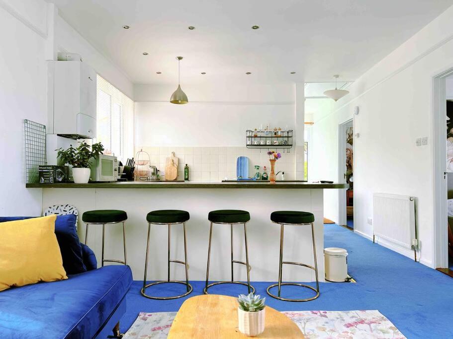 Two-Bedroom Apartment - Photo 2