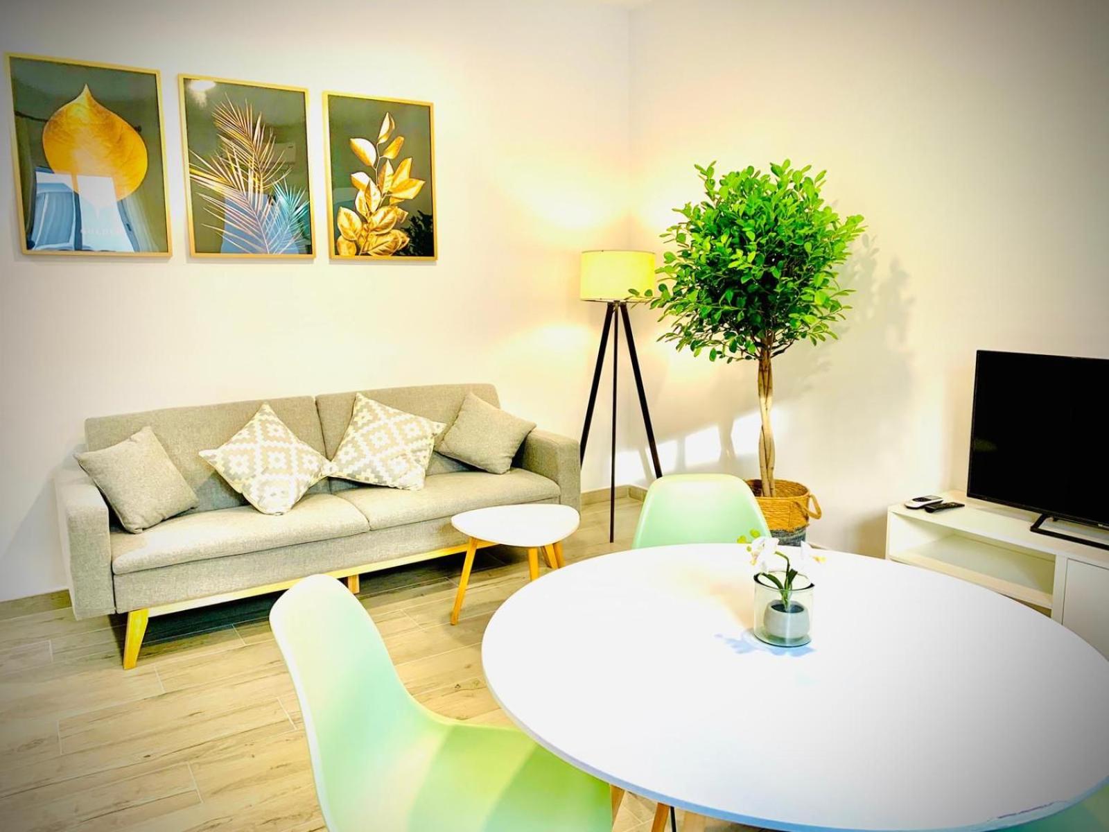 One-Bedroom Apartment - Photo 12