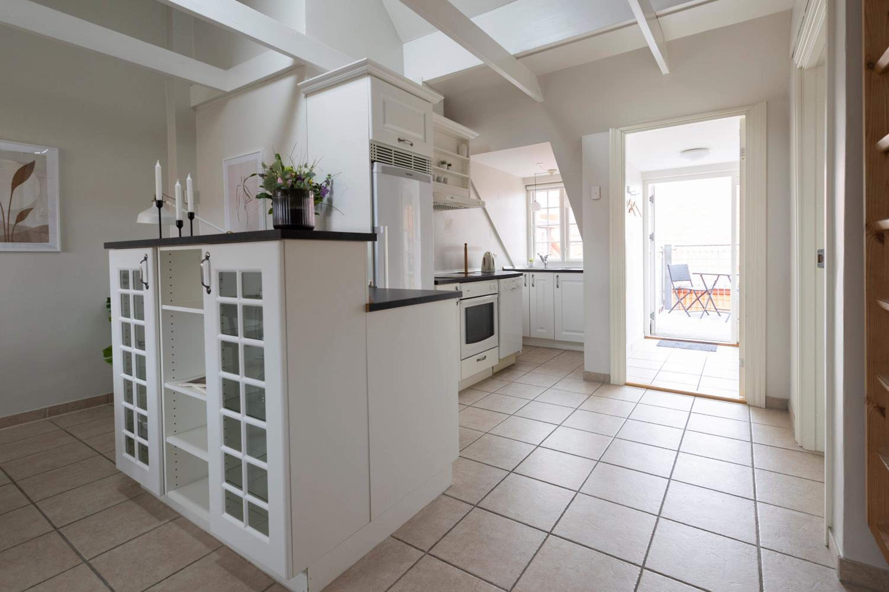 One-Bedroom Duplex Apartment (4 Adults) photo 2