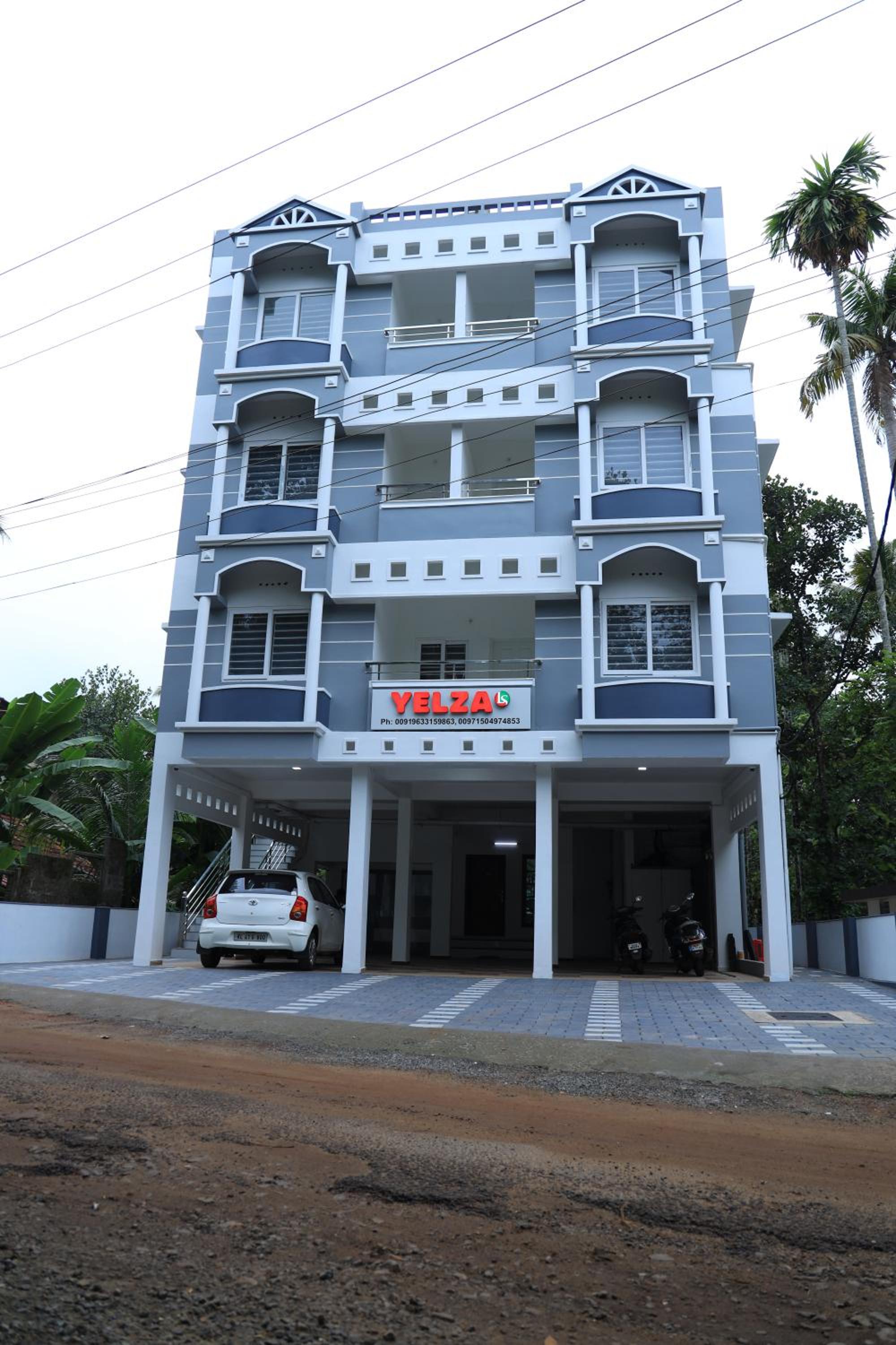 Deluxe Apartment