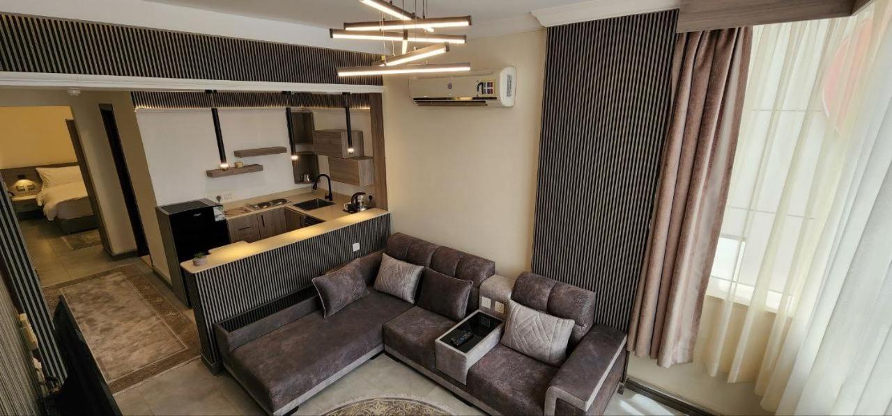 Suite with City View