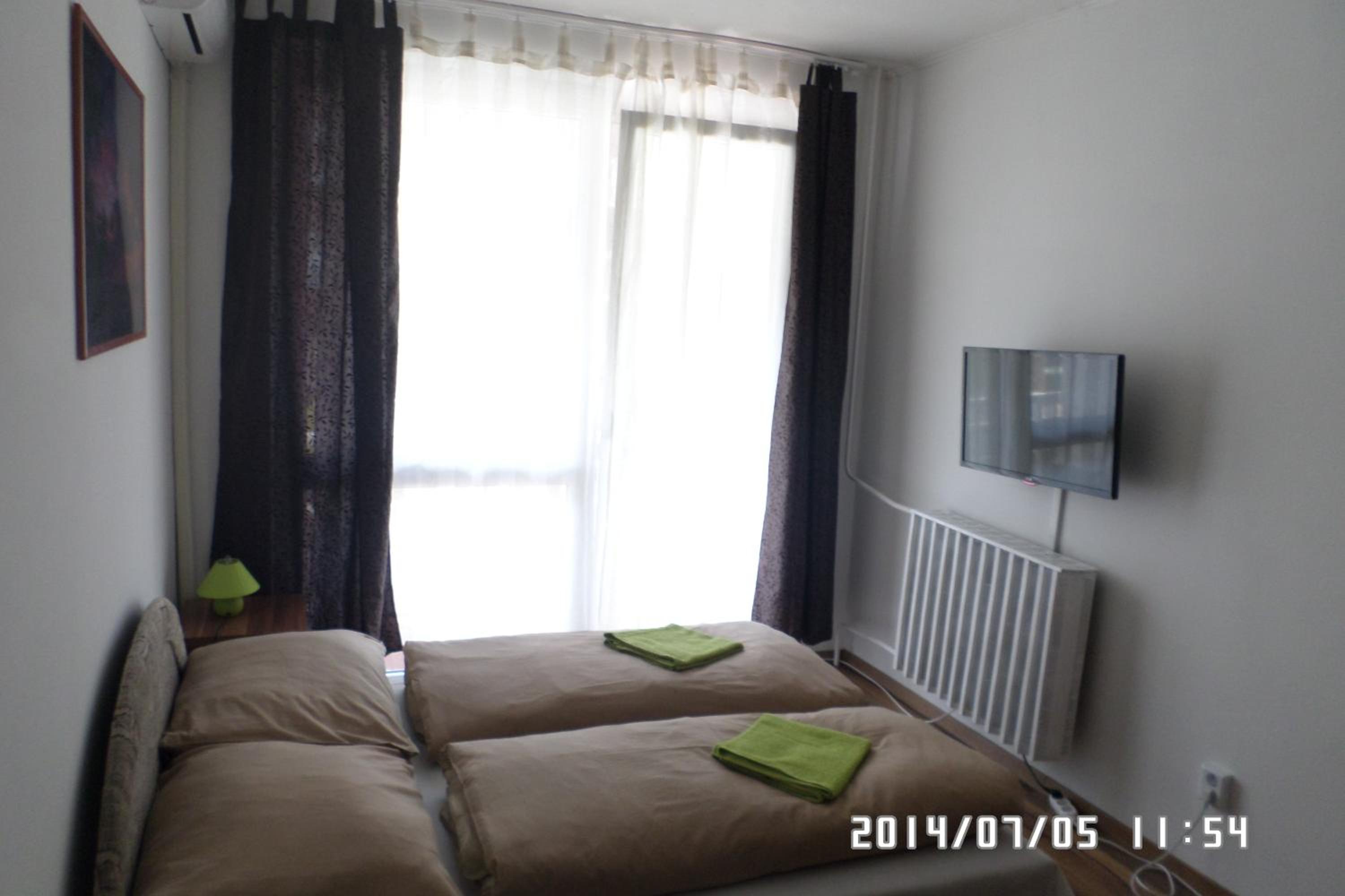 Apartment - Photo 2
