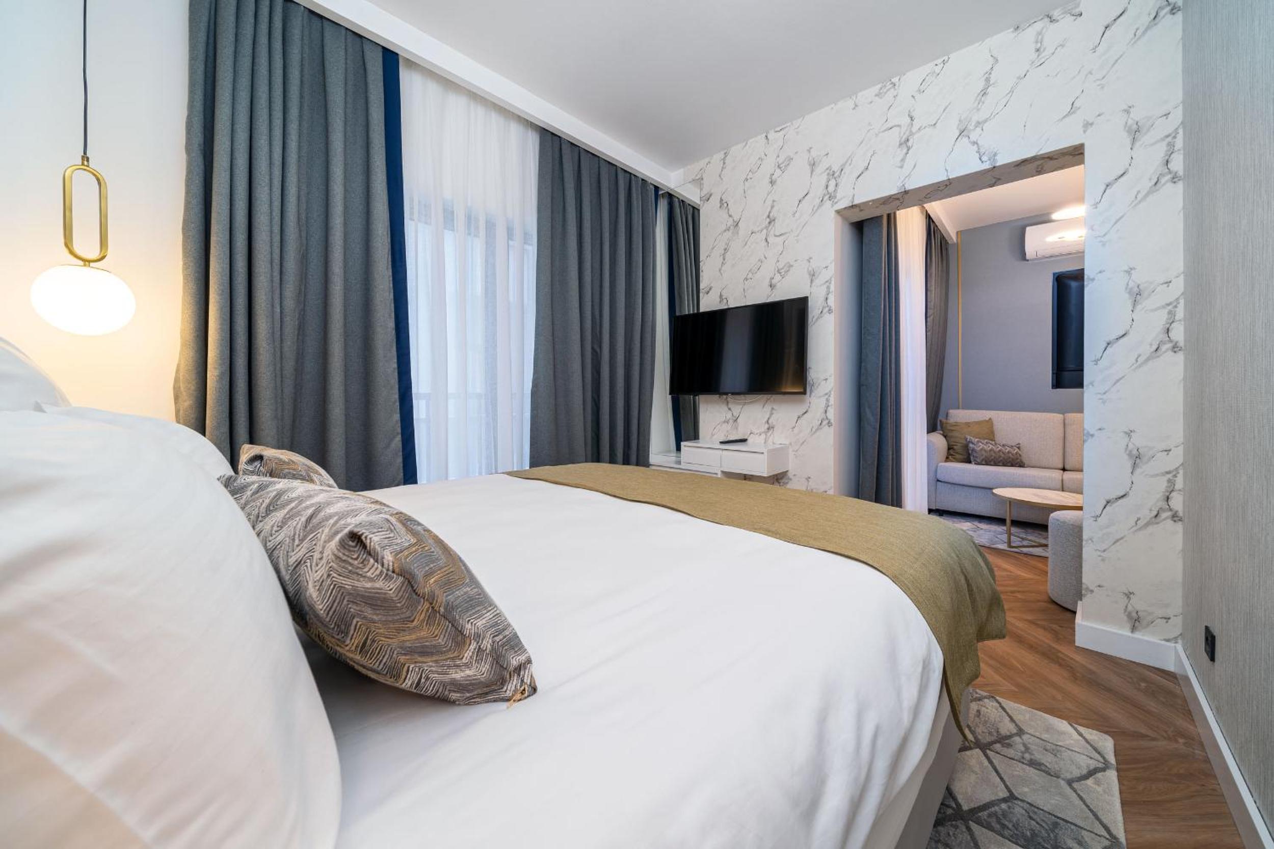 Standard Double Room - Photo 2