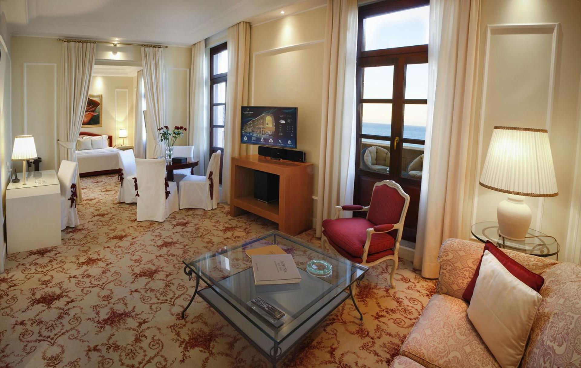 Queen Suite with Sea View
