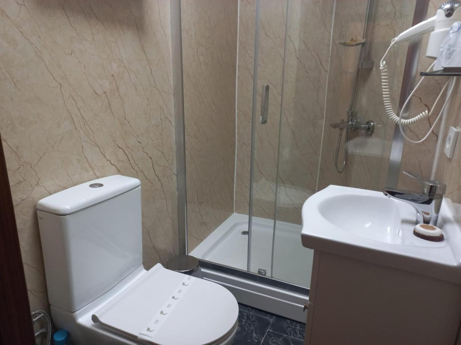 Double or Twin Room photo 3