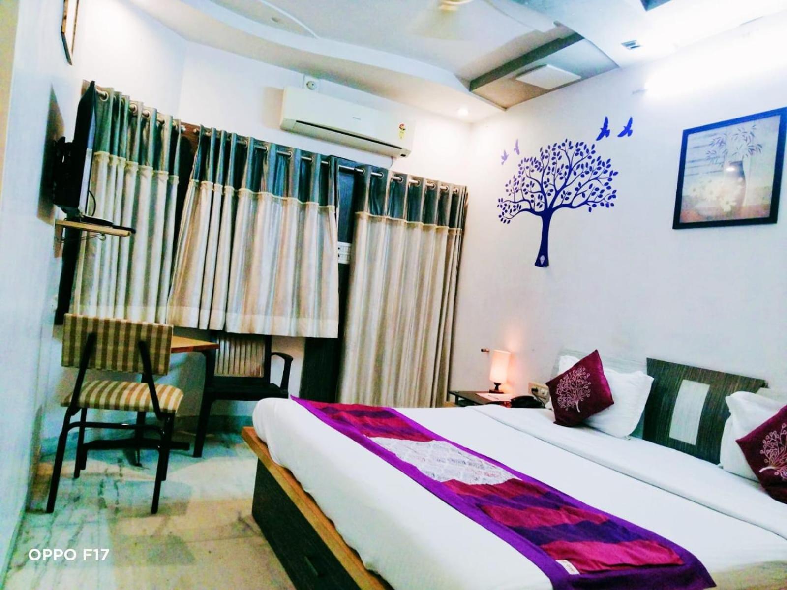 Deluxe Single Room