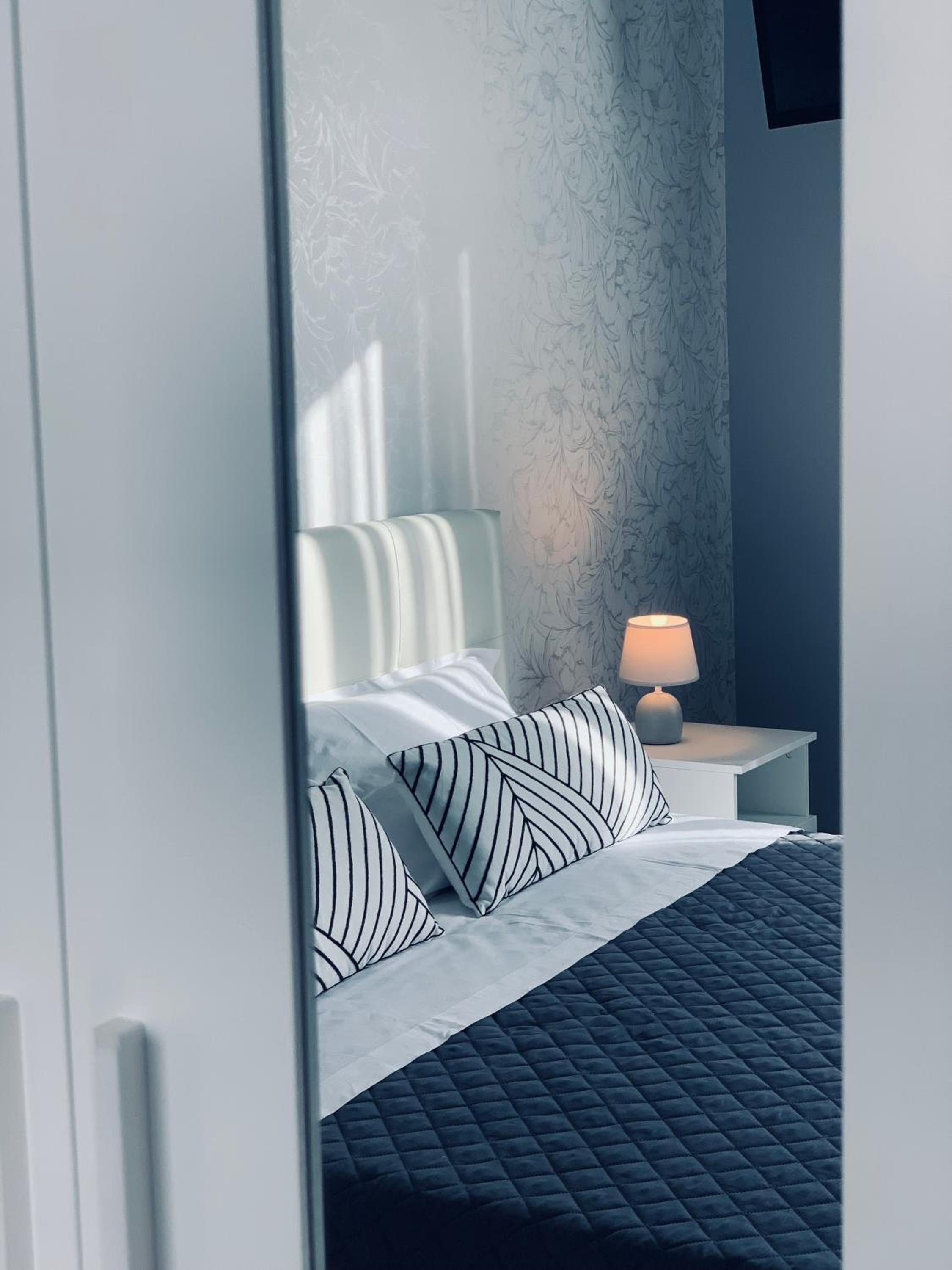 Triple Room with Private Bathroom - Photo 1