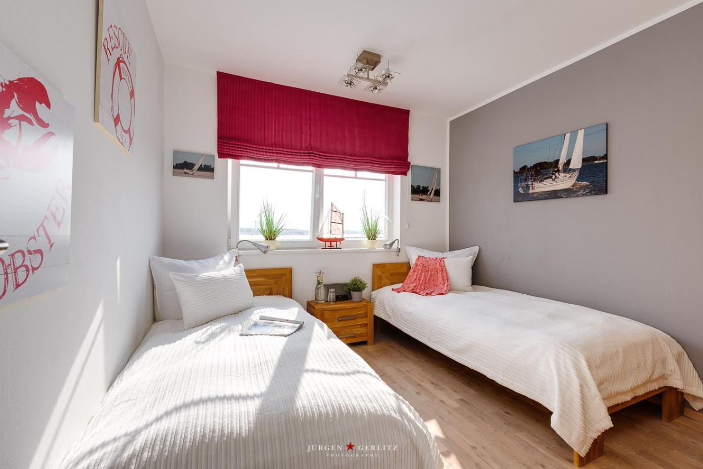 Two-Bedroom House photo 3