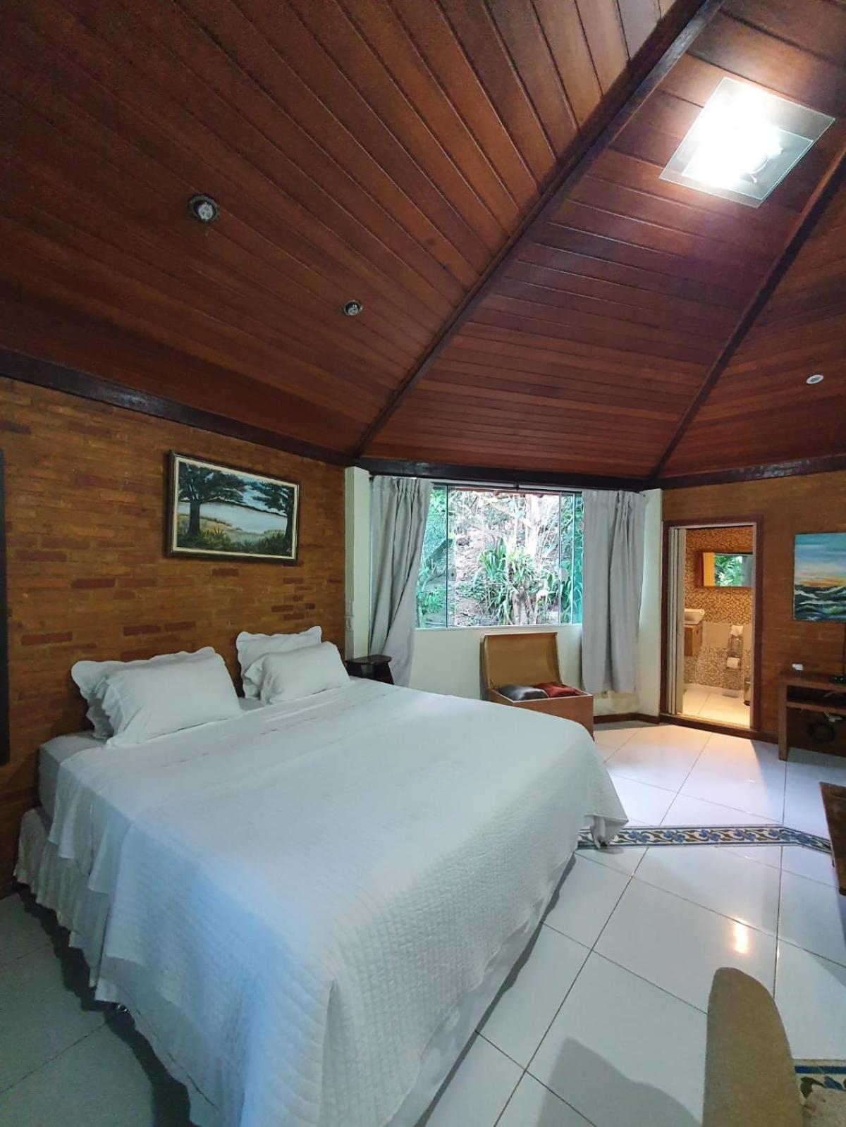 King Suite with Pool View photo 3