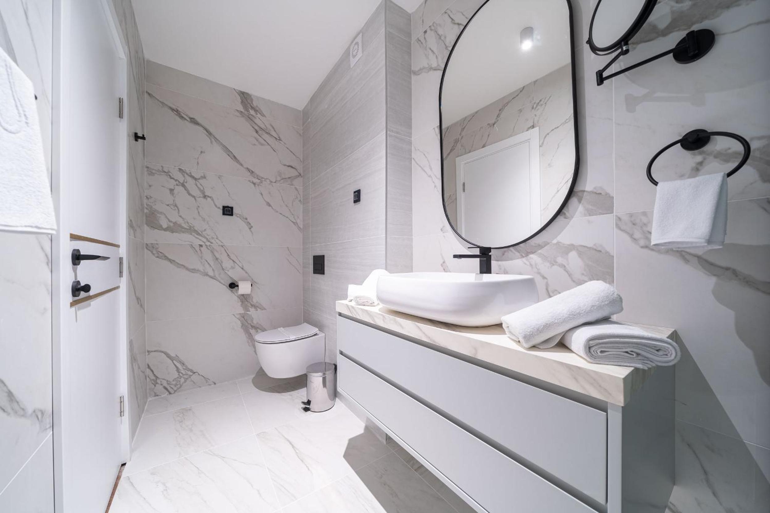 Double Room with Extra Bed - Photo 6