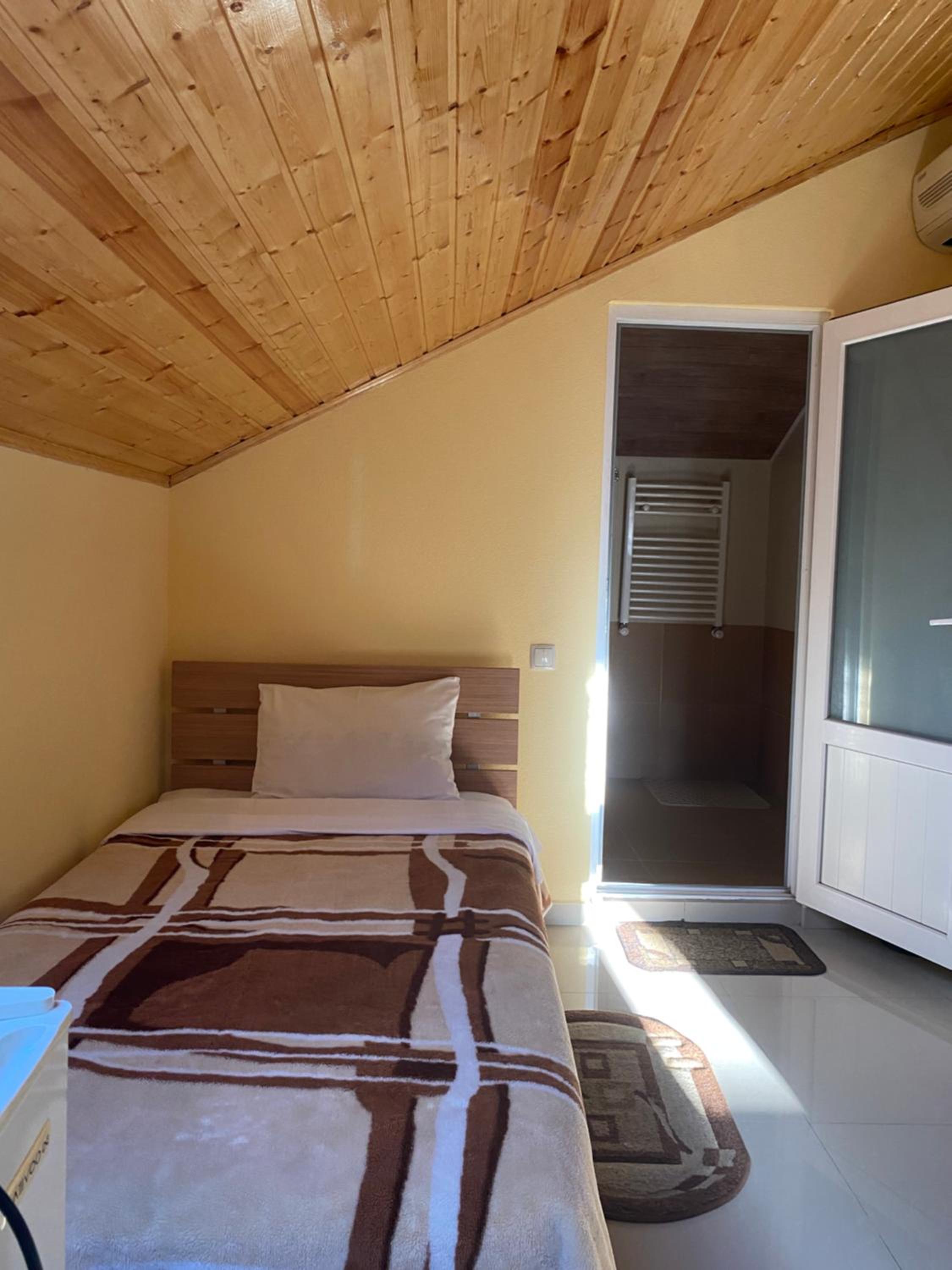 Twin Room - Attic