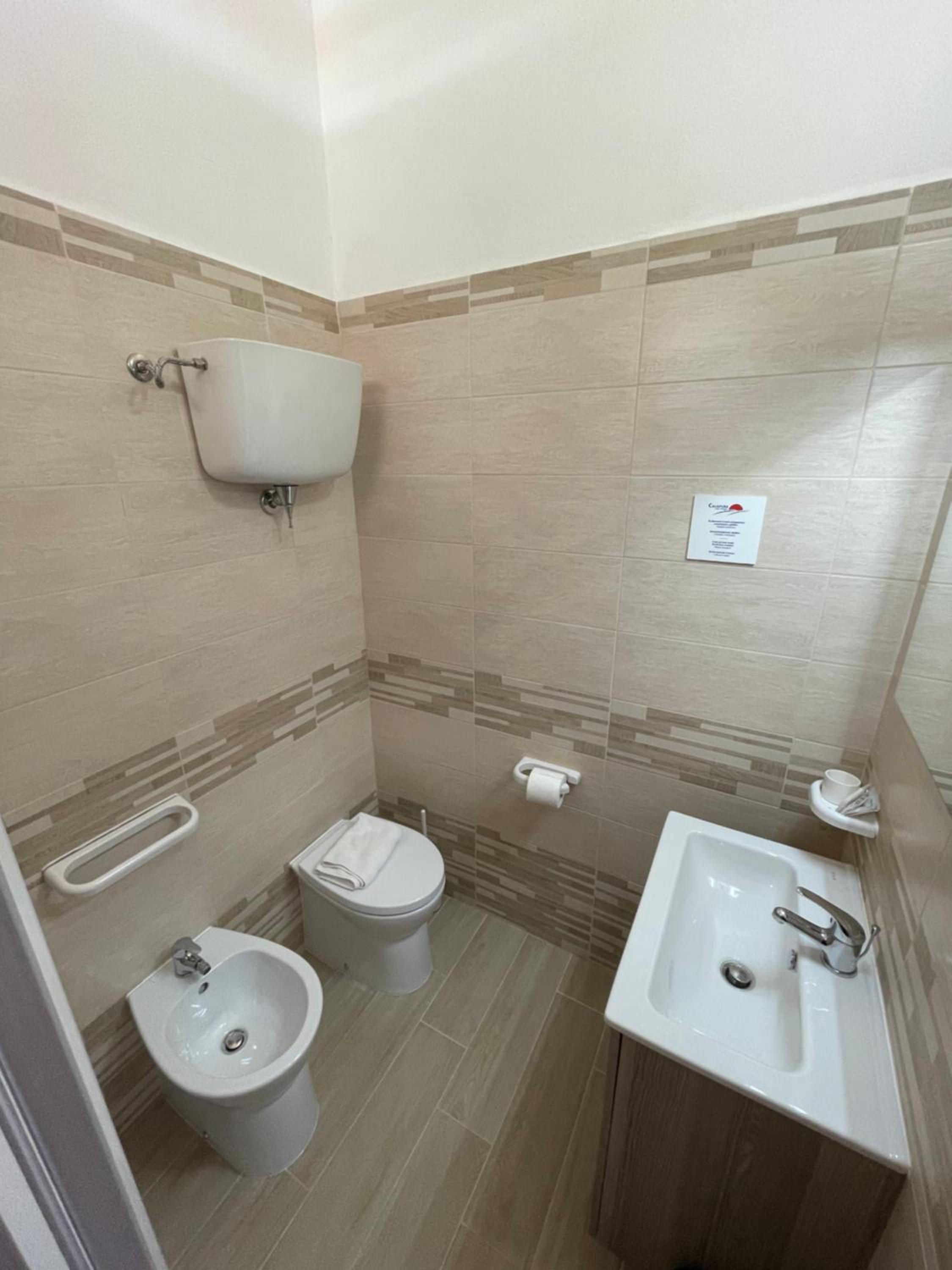 Deluxe Double Room with Balcony and Sea View - Photo 2