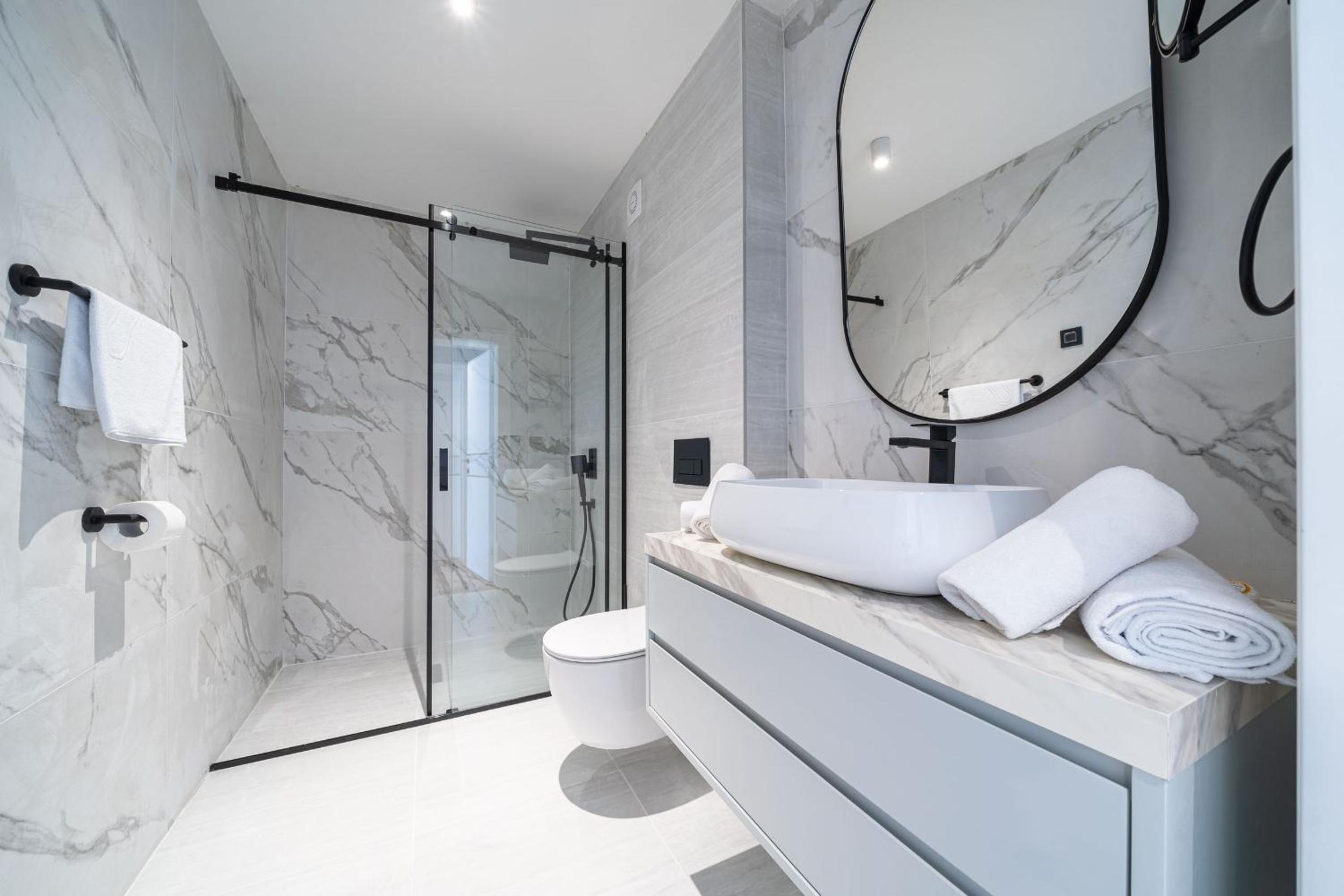 Standard Double Room - Photo 6